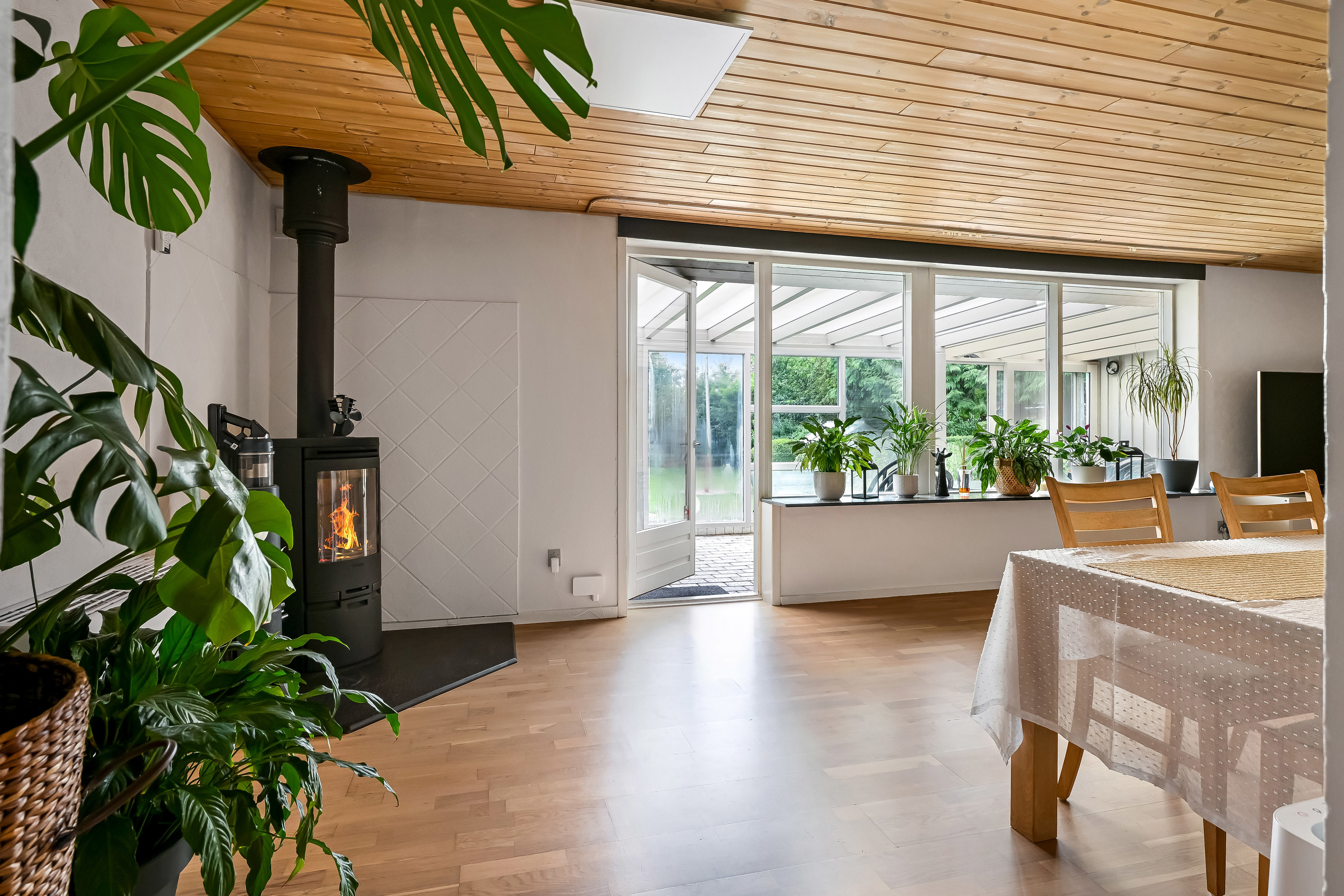 Fremhævet stue billede i fuldskærmstilstand. Billede af Irisvej 2, Stend-Krogag, 7200 Grindsted