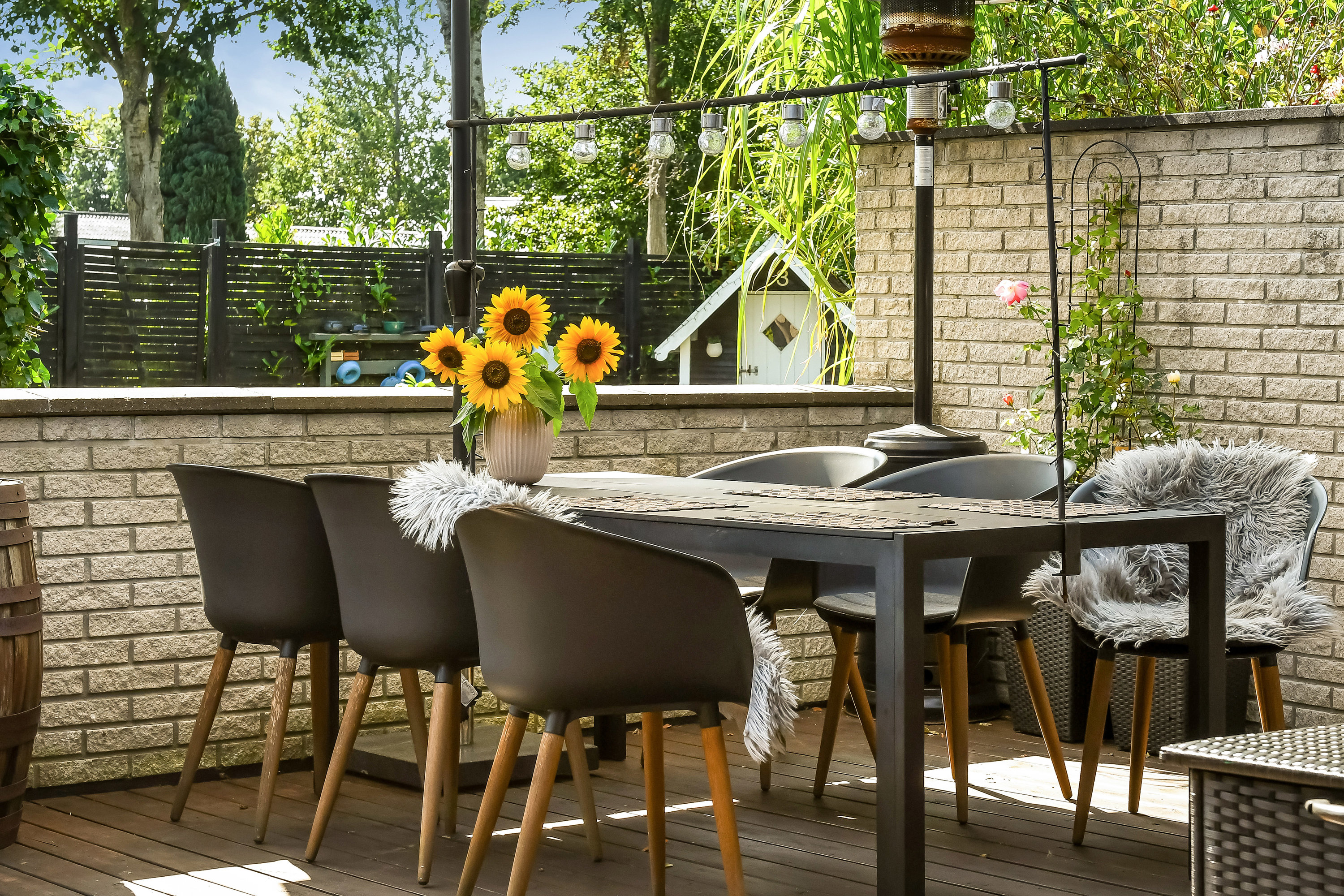 Fremhævet terrasse billede i fuldskærmstilstand. Billede af Toften 11, 7190 Billund