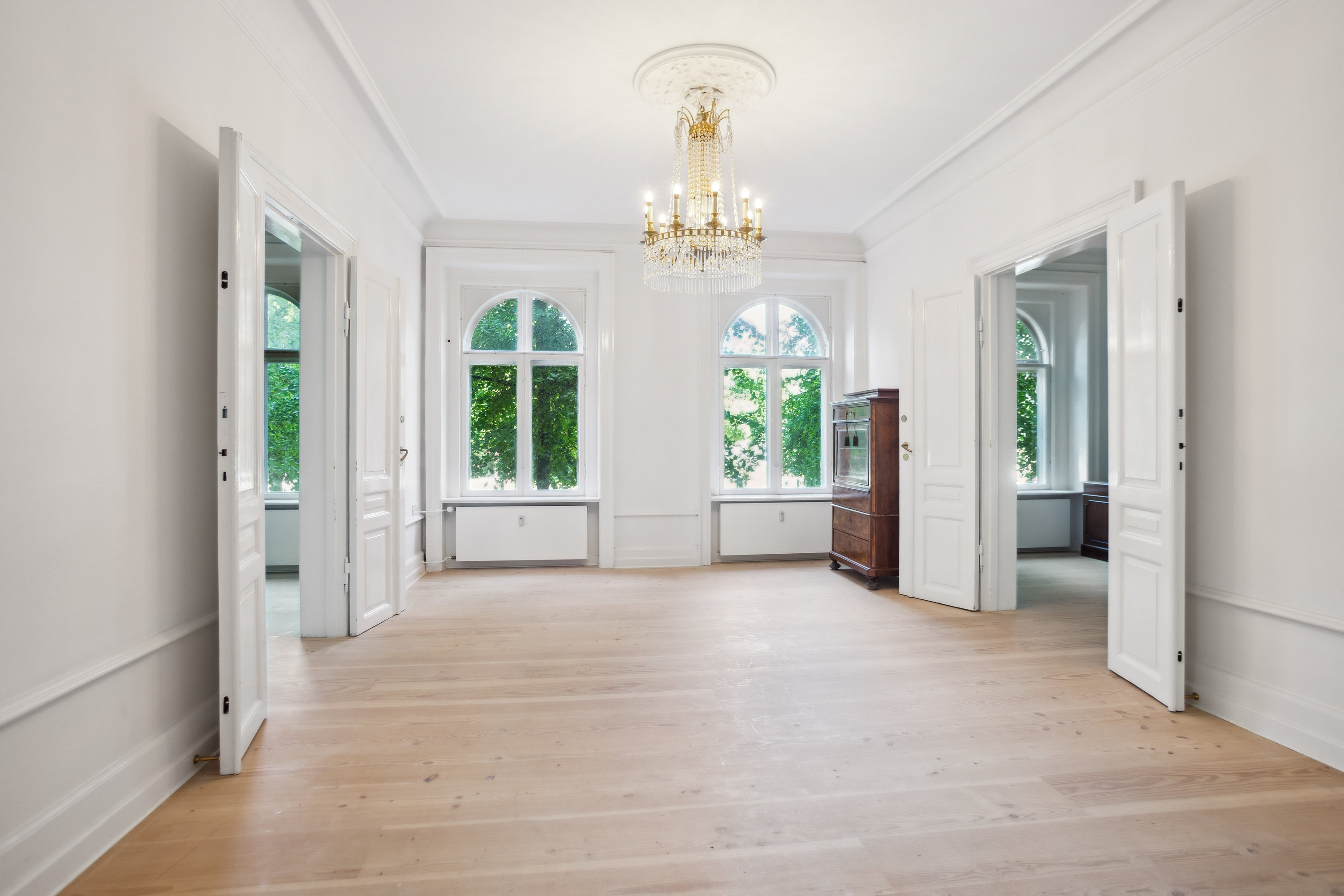 Fremhævet gang billede i fuldskærmstilstand. Billede af Dag Hammarskjölds Allé 1A, st.., 2100 København Ø