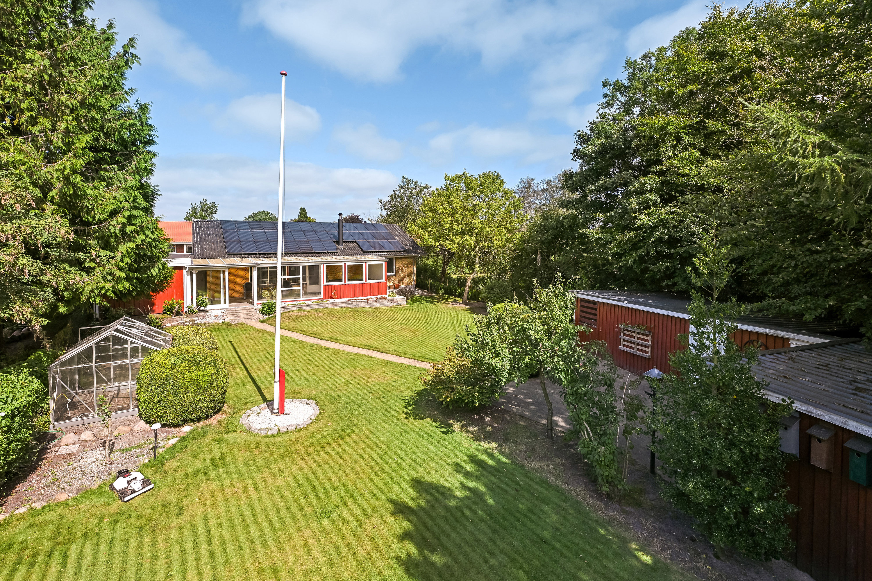 Fremhævet ejendommen billede i fuldskærmstilstand. Billede af Irisvej 2, Stend-Krogag, 7200 Grindsted