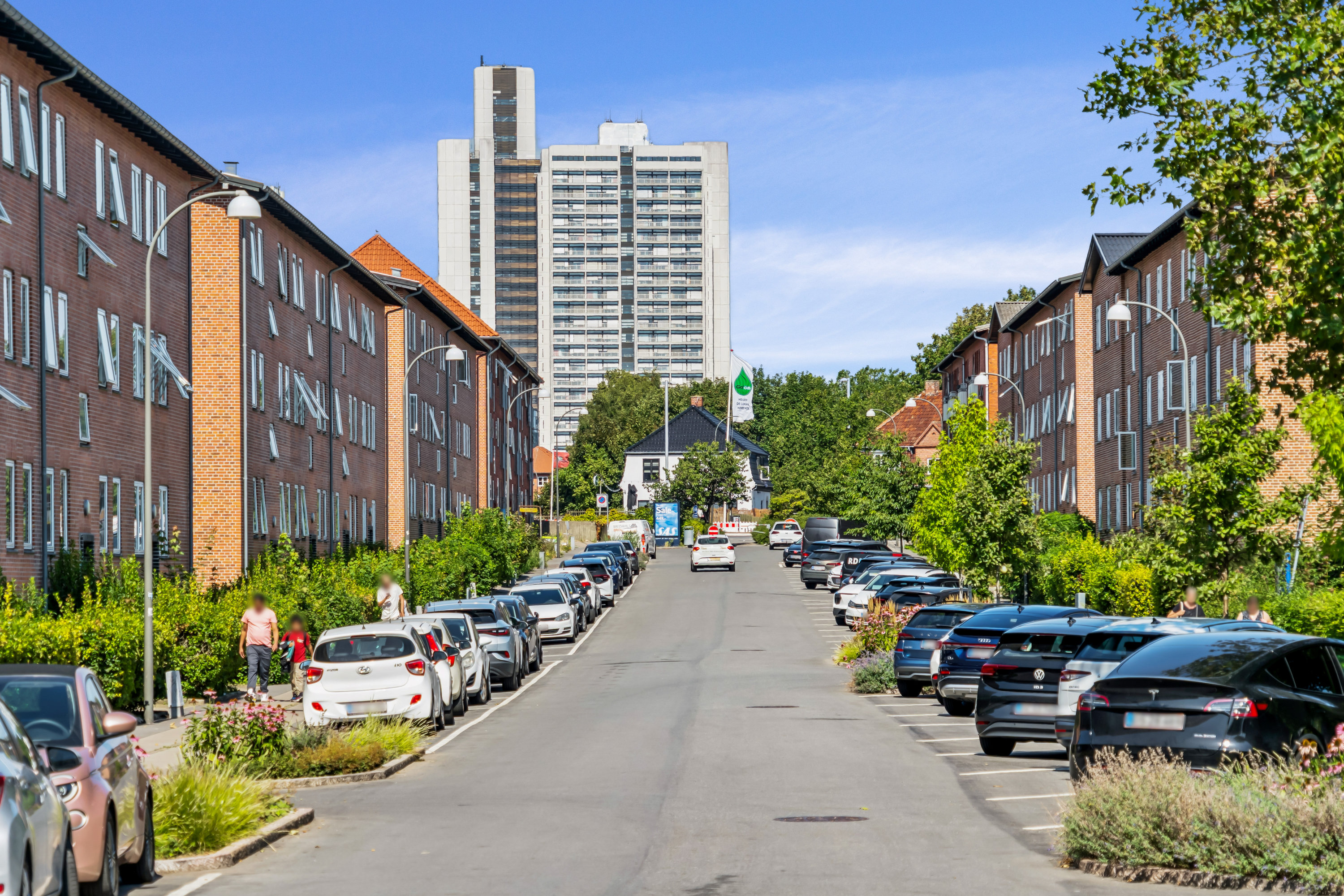 Fremhævet omgivelser billede i fuldskærmstilstand. Billede af Toggangen 5, 1. tv., 2730 Herlev