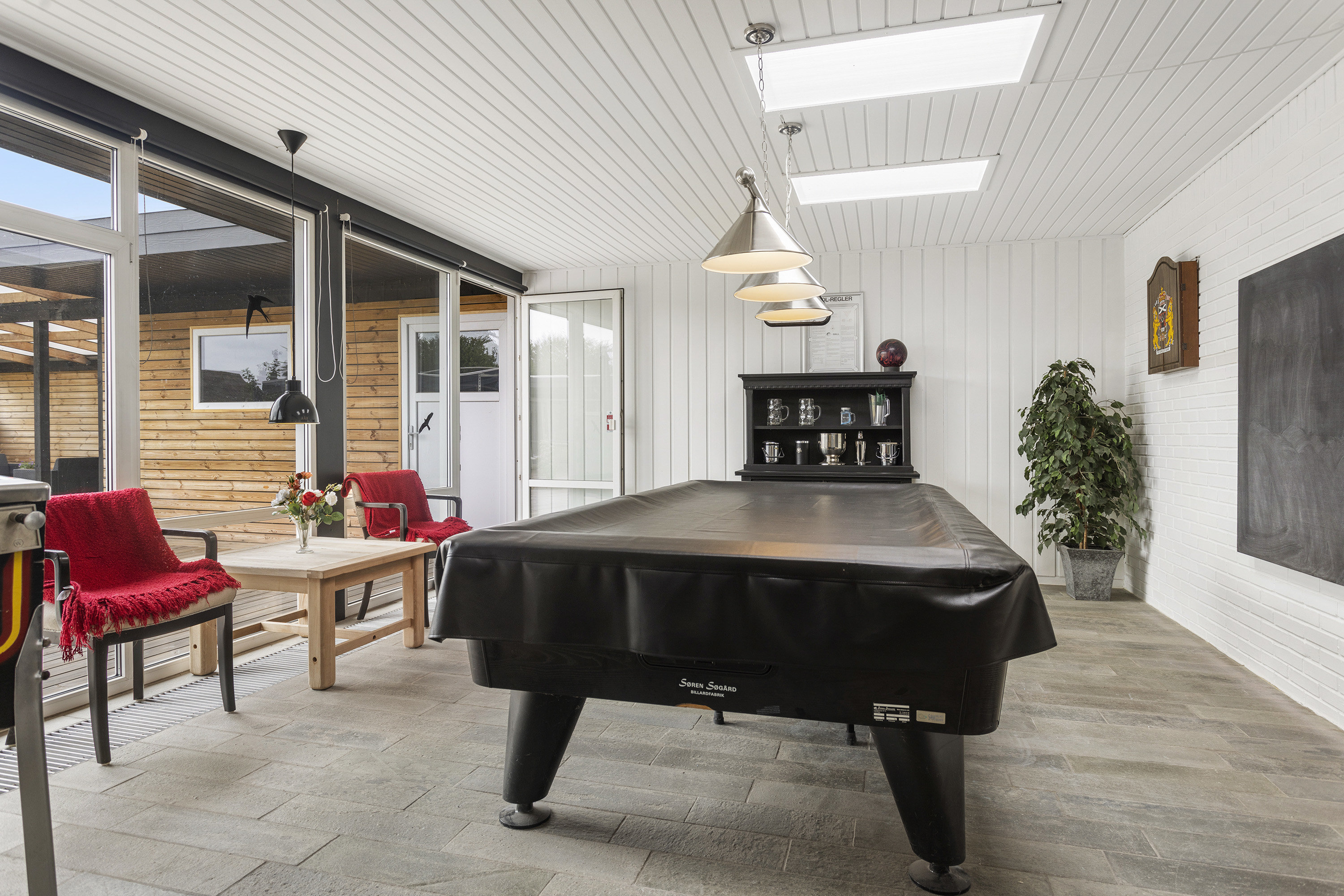 Fremhævet udestue billede i fuldskærmstilstand. Billede af Rosenhaven 4, 9300 Sæby