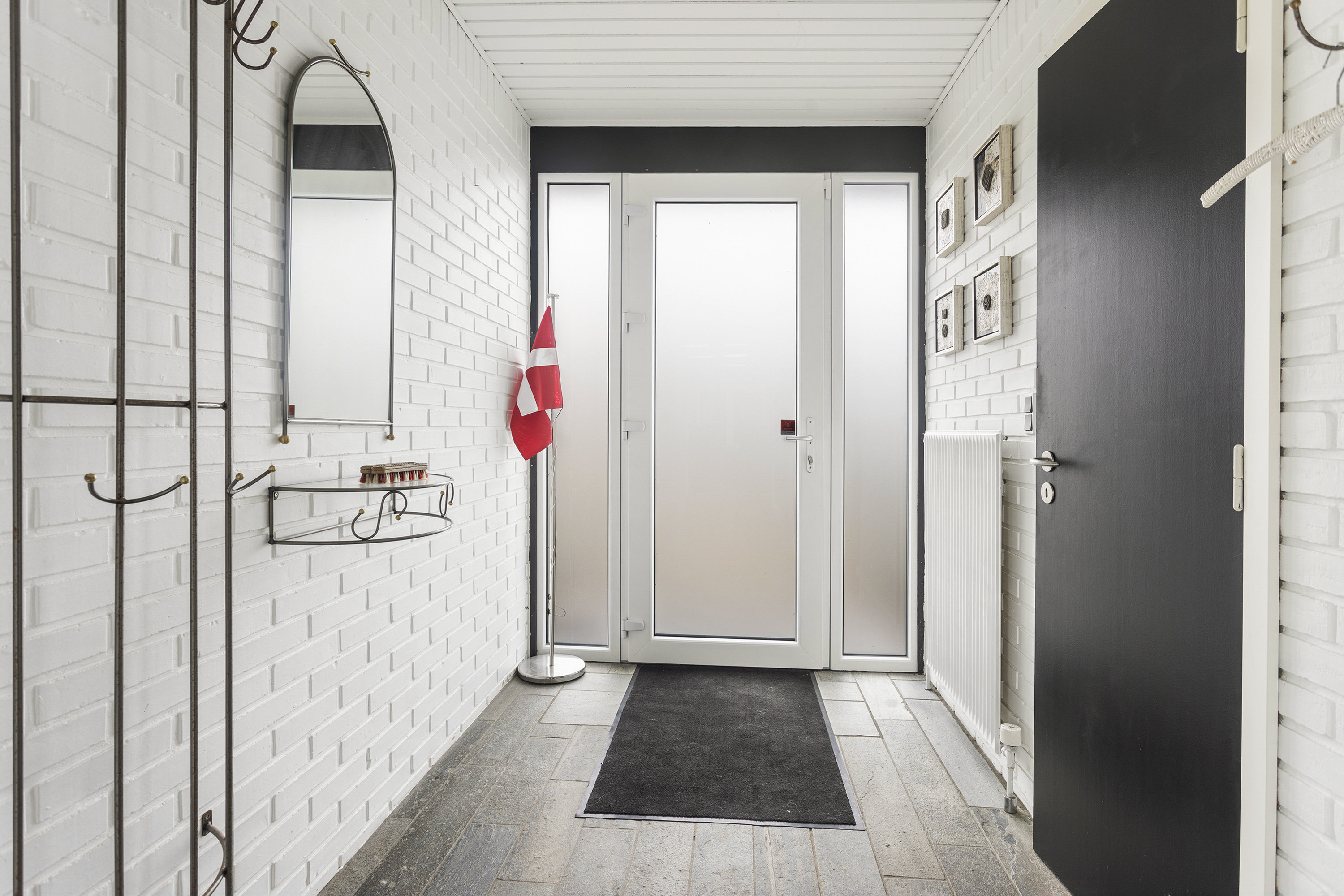 Fremhævet entré billede i fuldskærmstilstand. Billede af Rosenhaven 4, 9300 Sæby