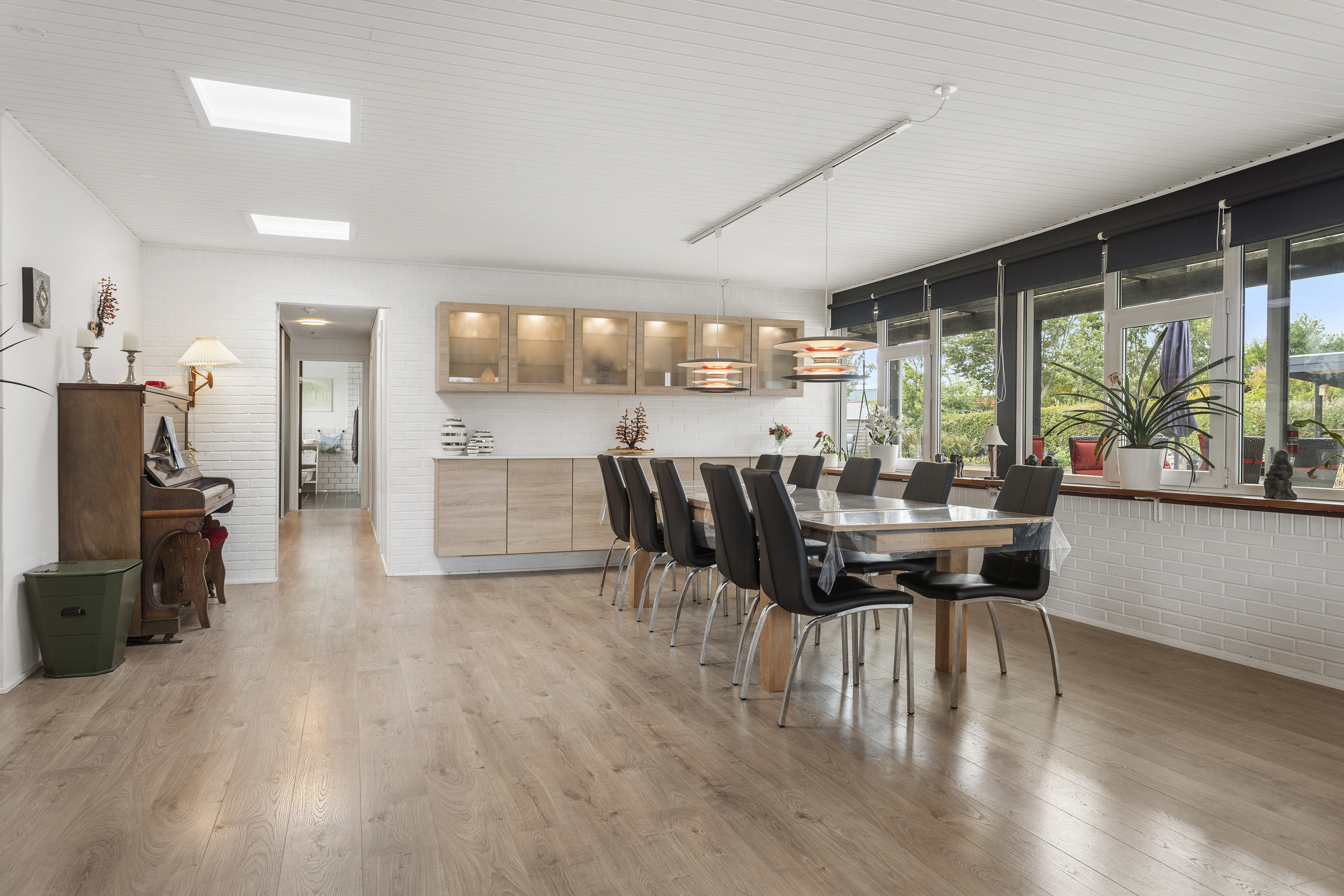 Fremhævet spisestue billede i fuldskærmstilstand. Billede af Rosenhaven 4, 9300 Sæby