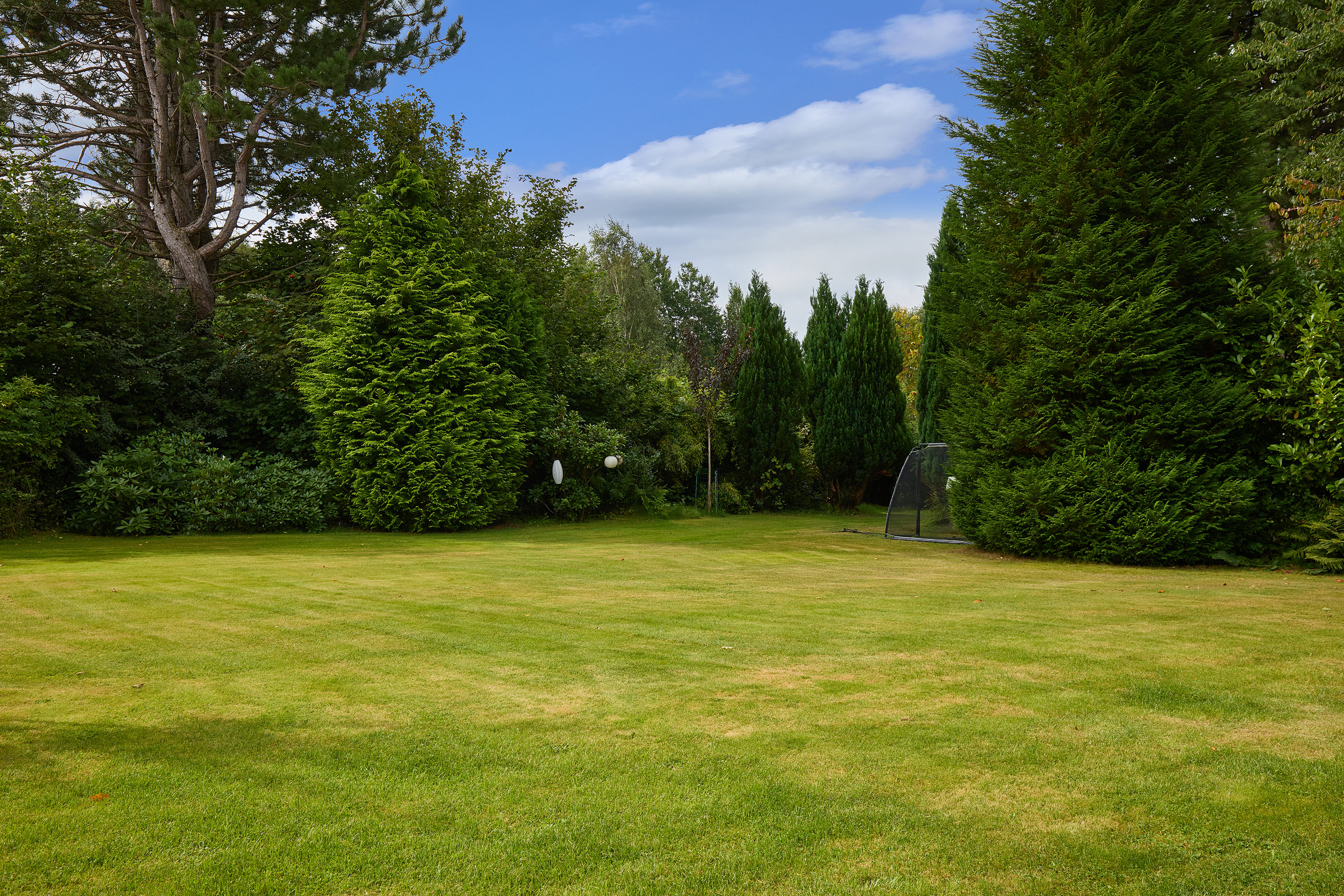 Fremhævet  billede i fuldskærmstilstand. Billede af Rugvænget 3, 3220 Tisvildeleje