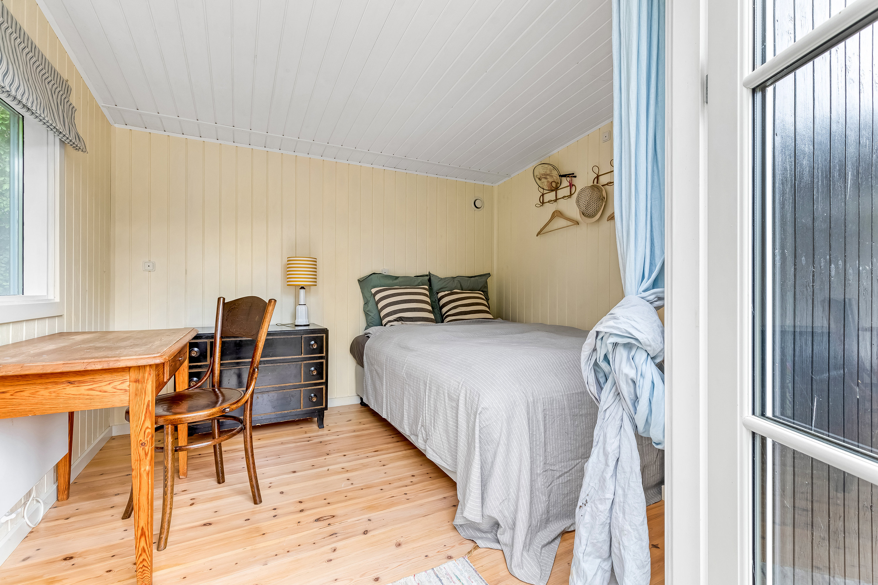 Fremhævet  billede i fuldskærmstilstand. Billede af Rugvænget 3, 3220 Tisvildeleje