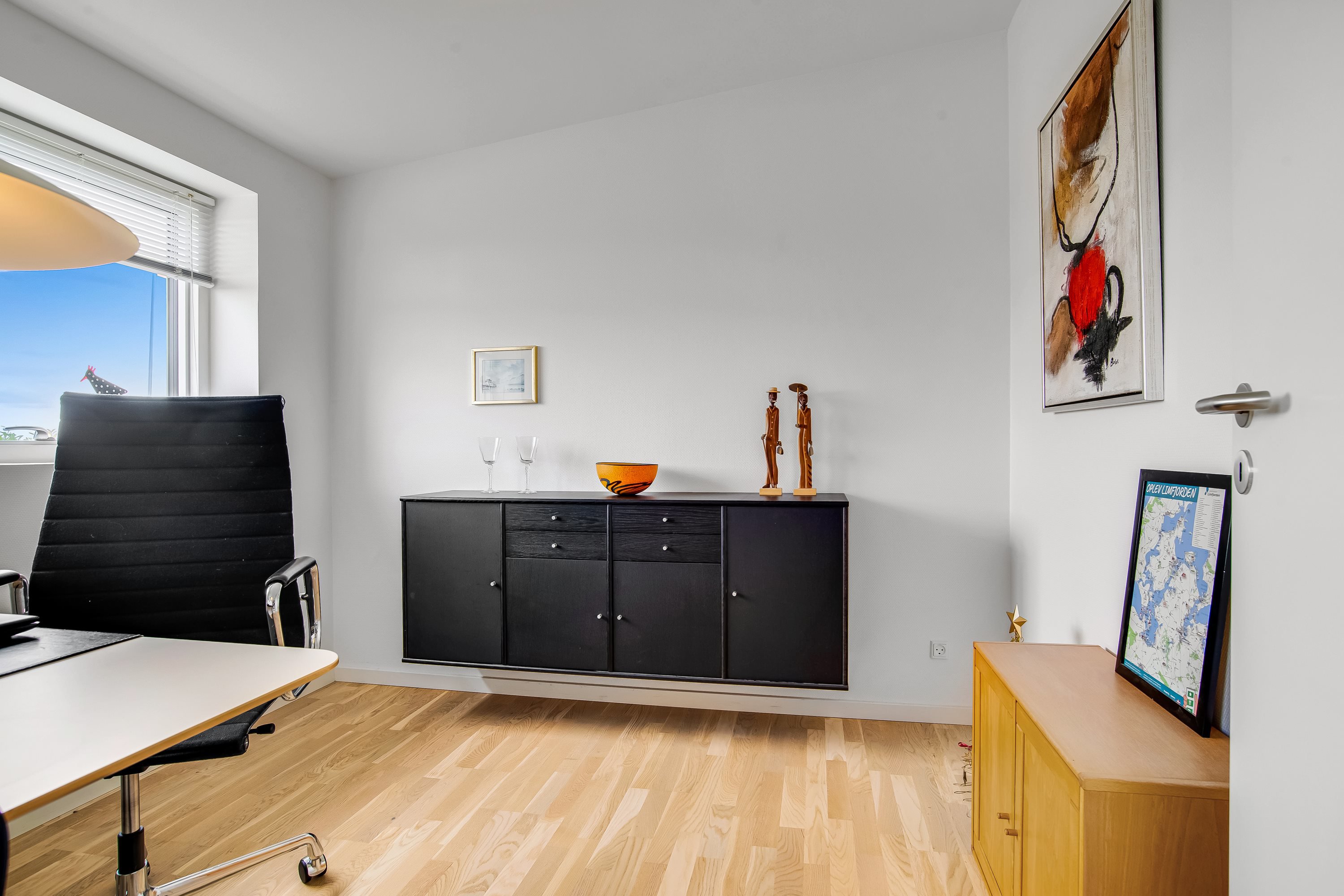 Fremhævet  billede i fuldskærmstilstand. Billede af Under Hvidtjørnen 53, Holstebro, 7500 Holstebro