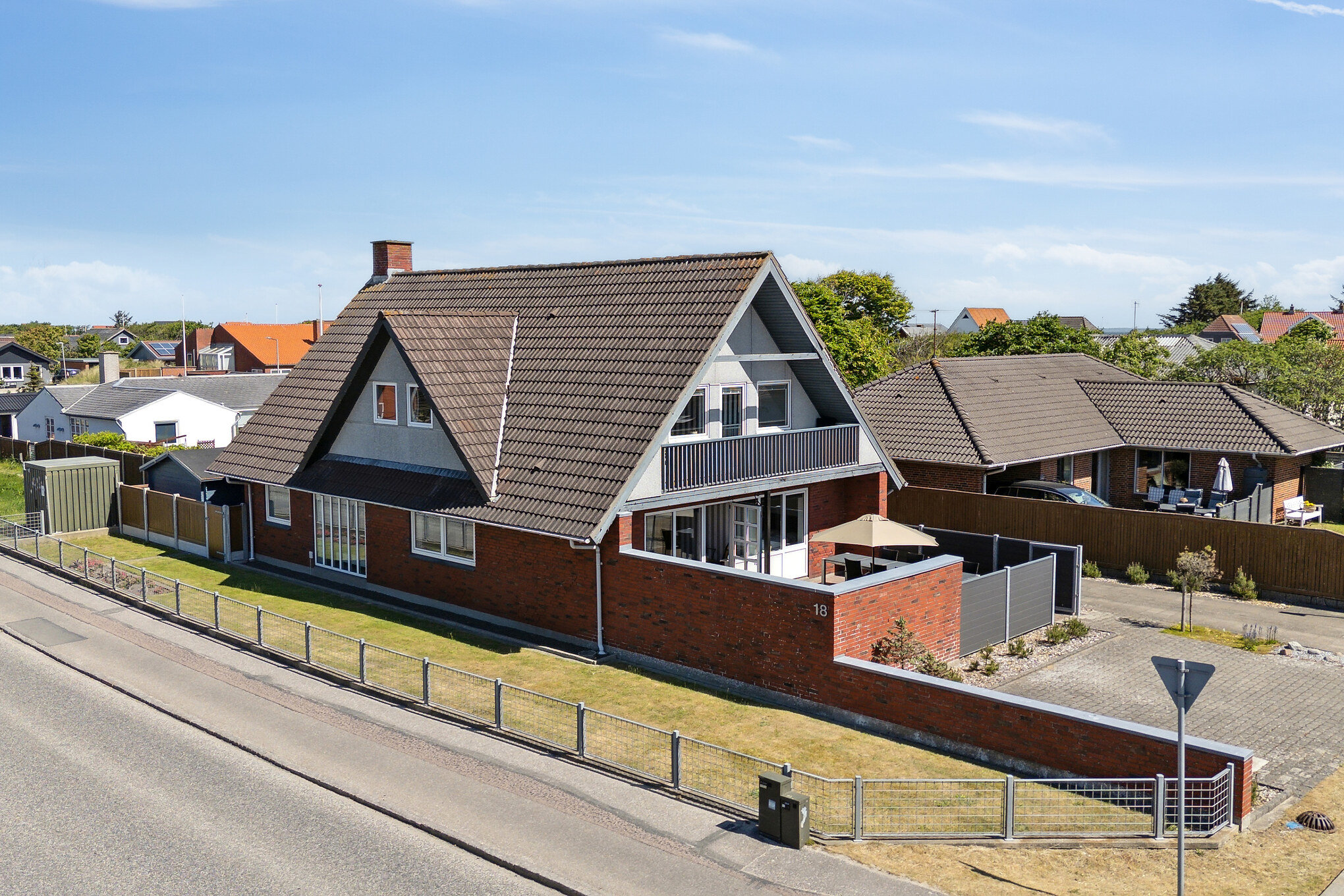 Fremhævet  billede i fuldskærmstilstand. Billede af Parallelvej 18, 6960 Hvide Sande