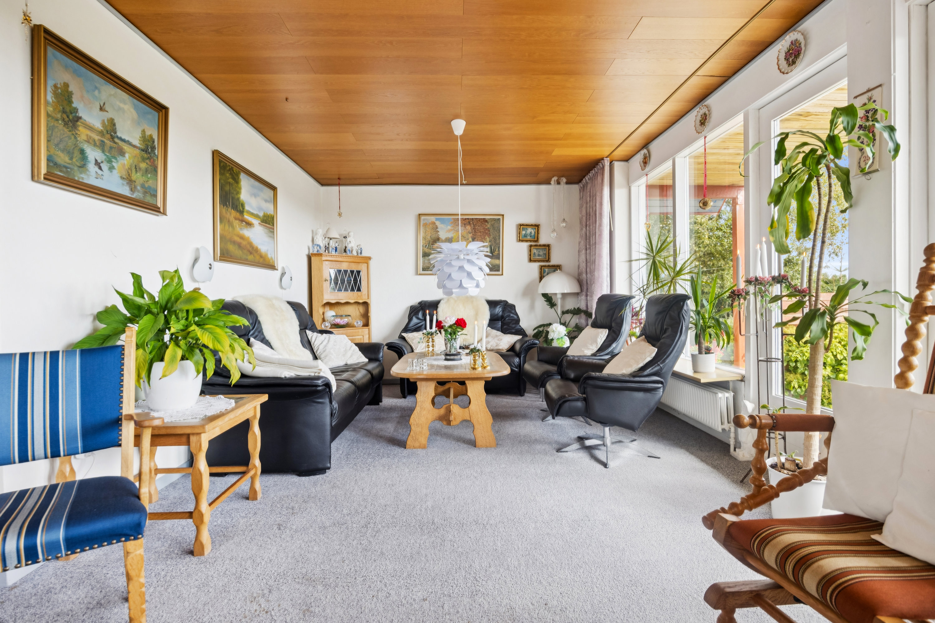 Fremhævet stue billede i fuldskærmstilstand. Billede af Runevej 6, Ll Rørbæk, 9500 Hobro