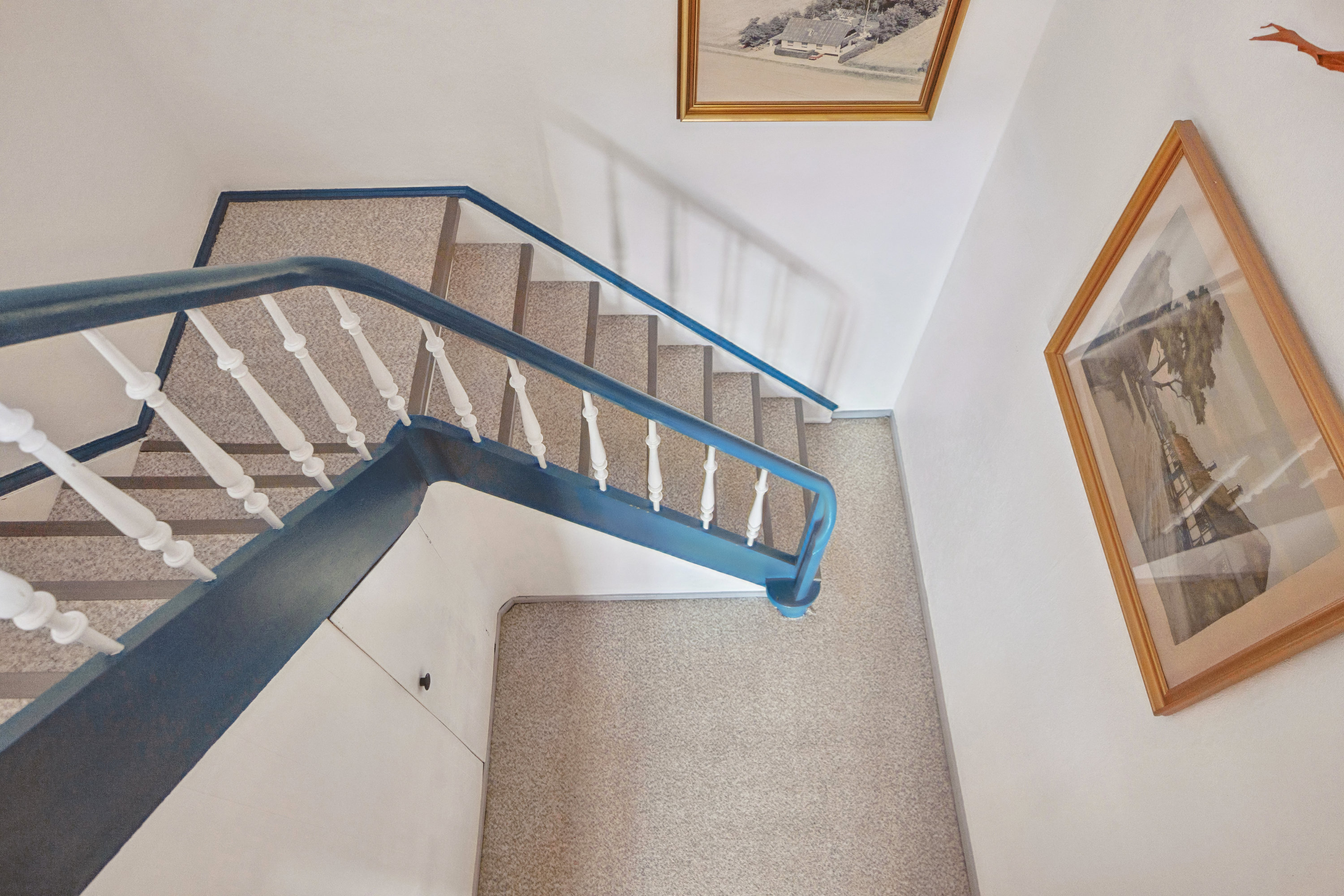 Fremhævet trappe billede i fuldskærmstilstand. Billede af Runevej 6, Ll Rørbæk, 9500 Hobro