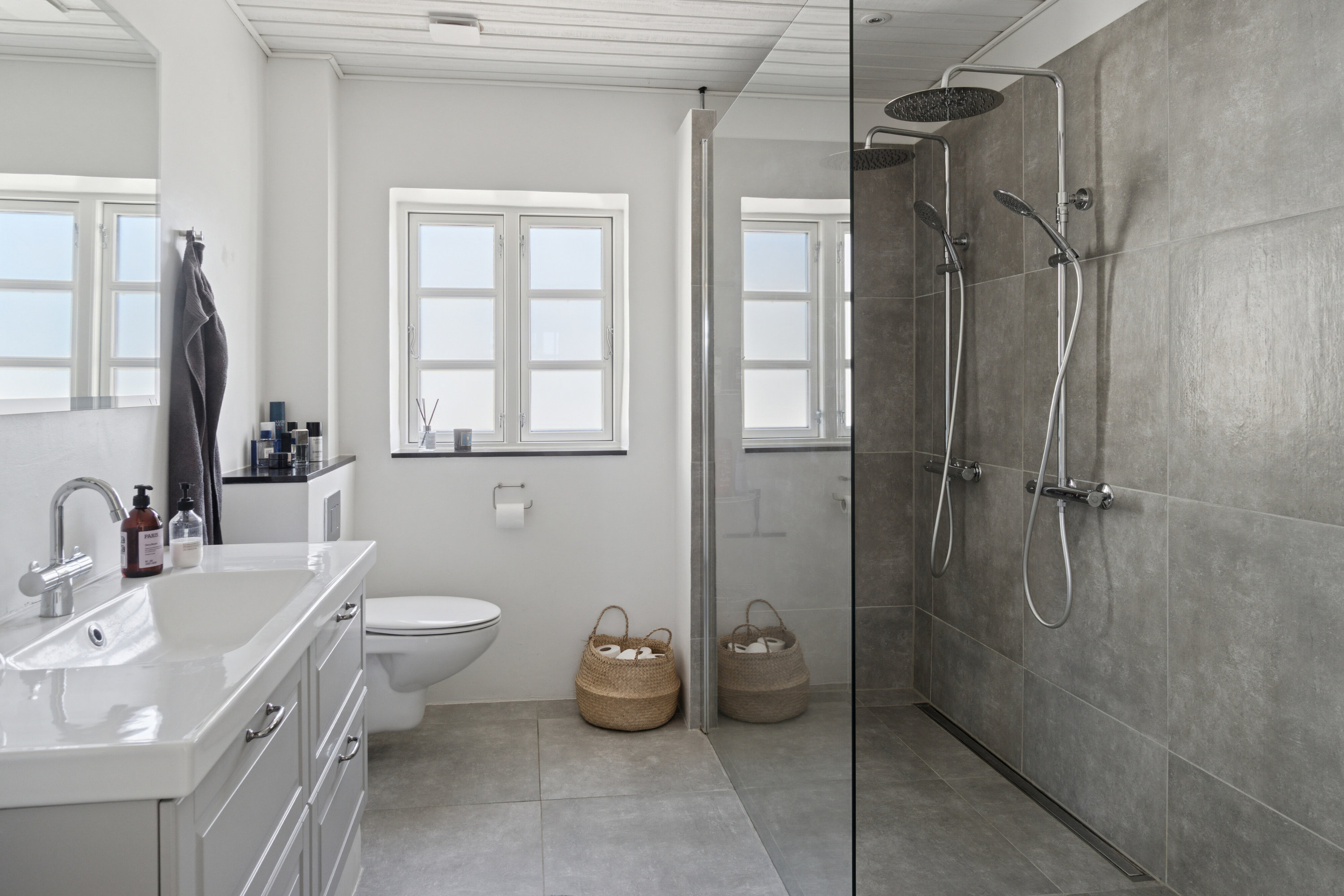 Fremhævet badeværelse billede i fuldskærmstilstand. Billede af Aldersrovej 8, Værslev, 4400 Kalundborg