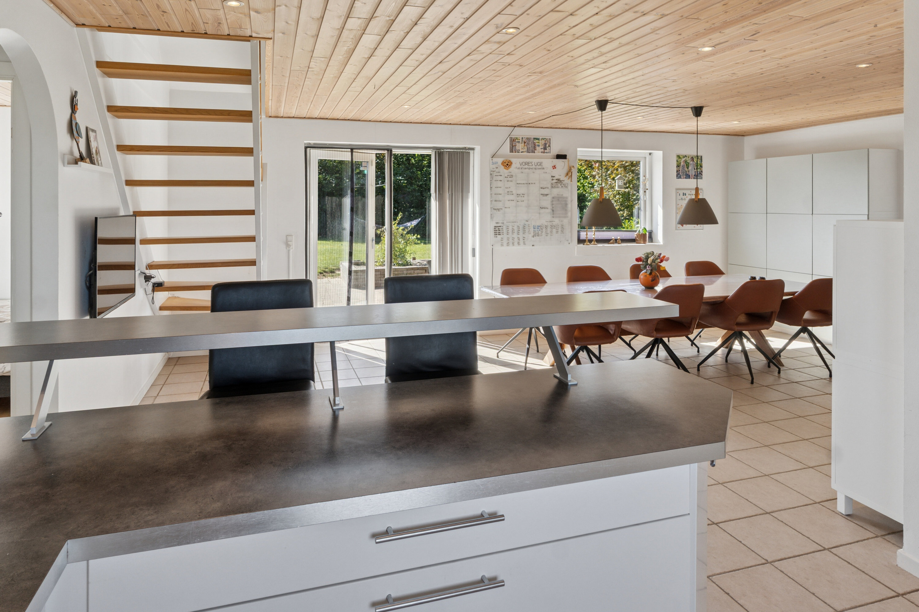 Fremhævet køkken/alrum billede i fuldskærmstilstand. Billede af Stejlehøjen 128, Pederstrup, 4700 Næstved