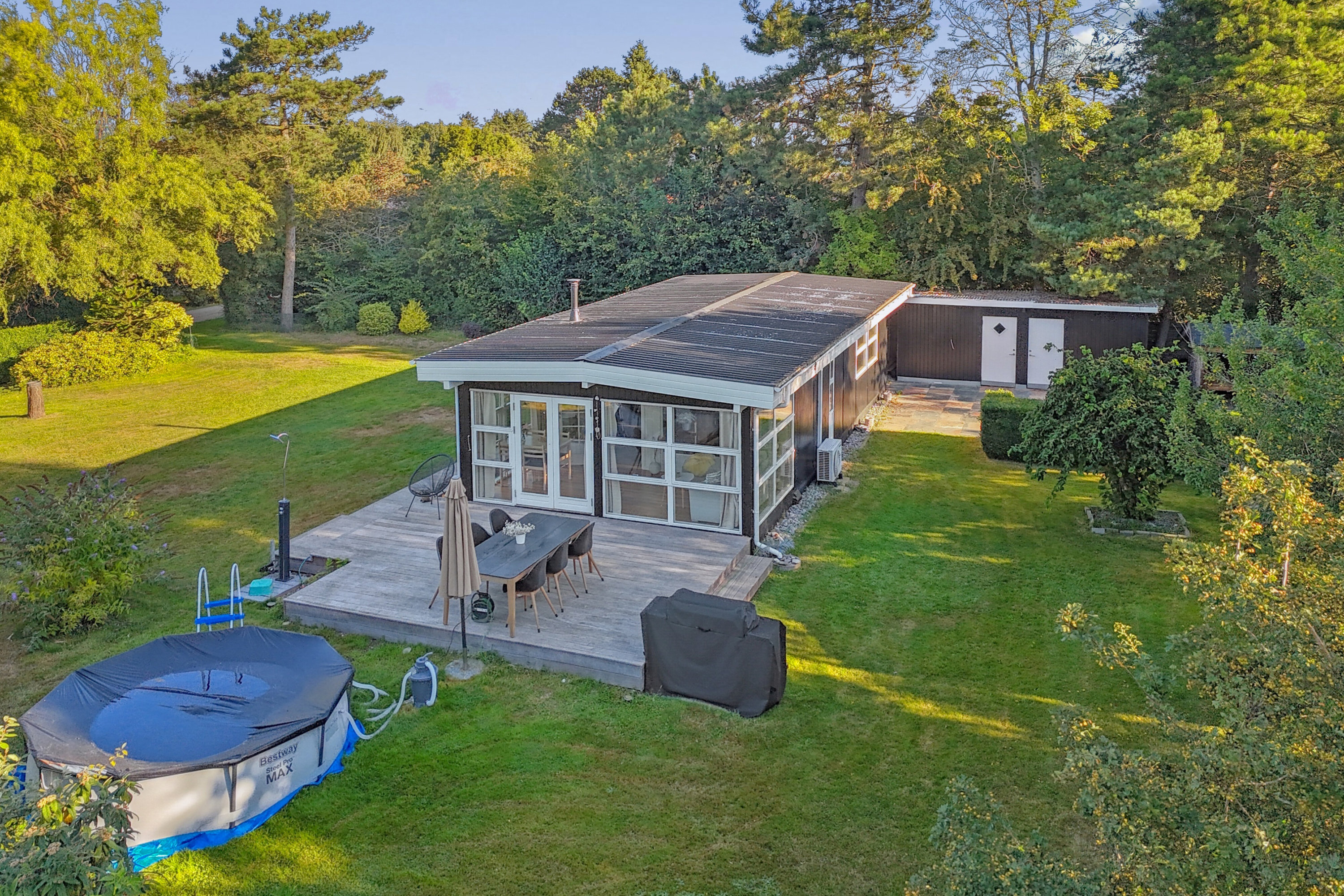 Fremhævet luftfoto billede i fuldskærmstilstand. Billede af Lærkevej 7, Reersø Str, 4281 Gørlev