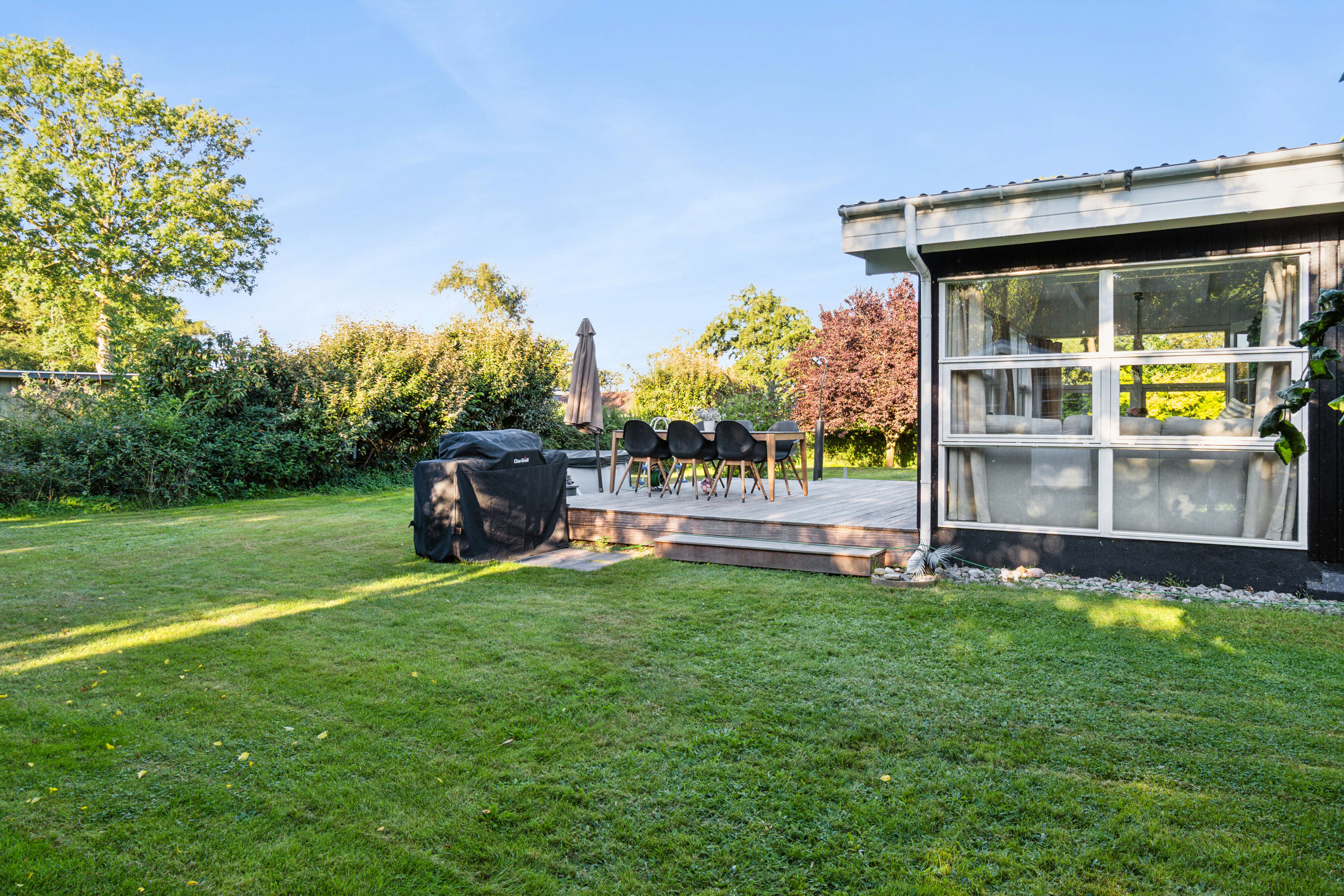 Fremhævet set fra haven billede i fuldskærmstilstand. Billede af Lærkevej 7, Reersø Str, 4281 Gørlev