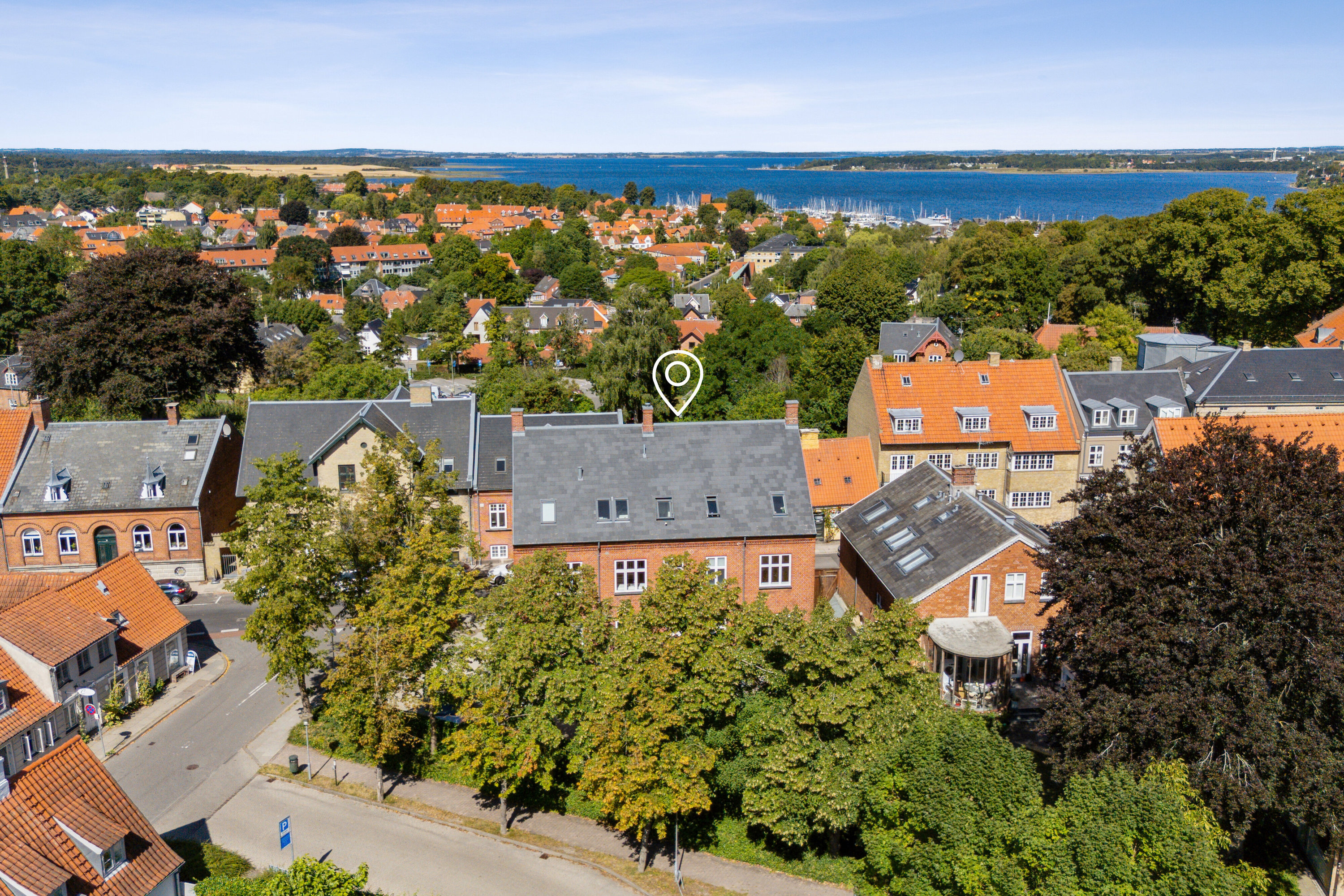 Fremhævet luftfoto billede i fuldskærmstilstand. Billede af Bondetinget 9, 1., 4000 Roskilde