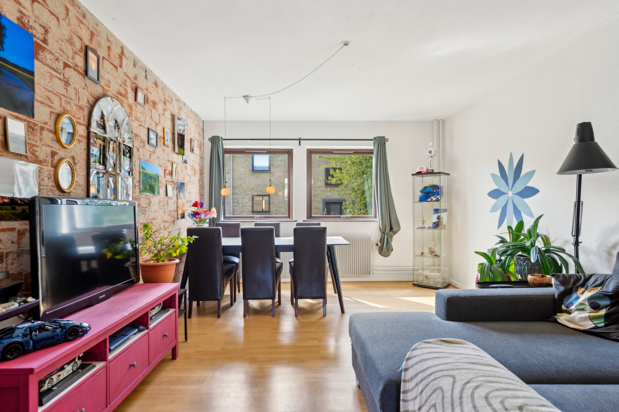 Fremhævet stue billede i fuldskærmstilstand. Billede af Glarbjergvej 107, st.. tv., 8930 Randers NØ