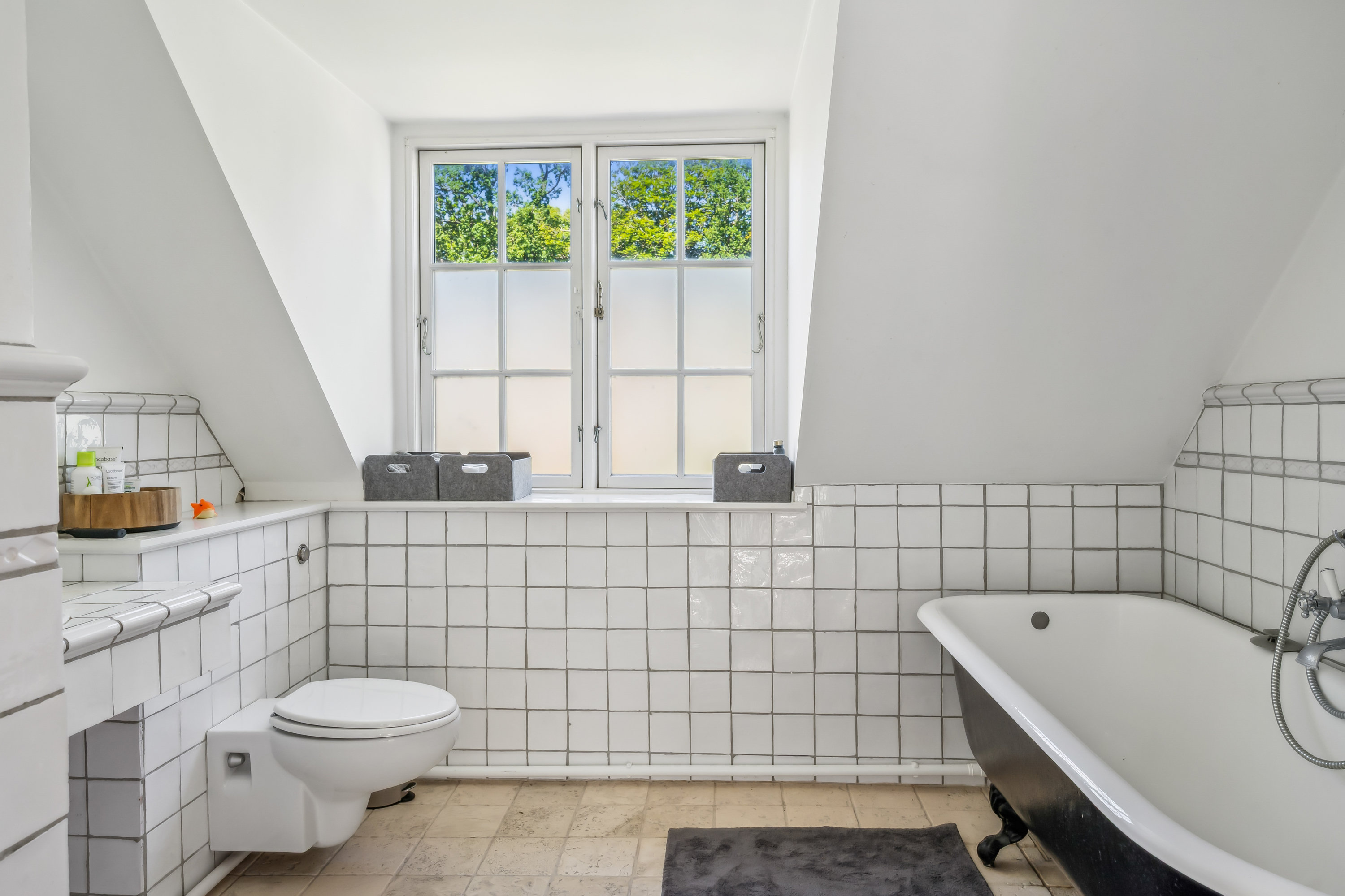 Fremhævet badeværelse billede i fuldskærmstilstand. Billede af Tjørnevej 10, 8240 Risskov