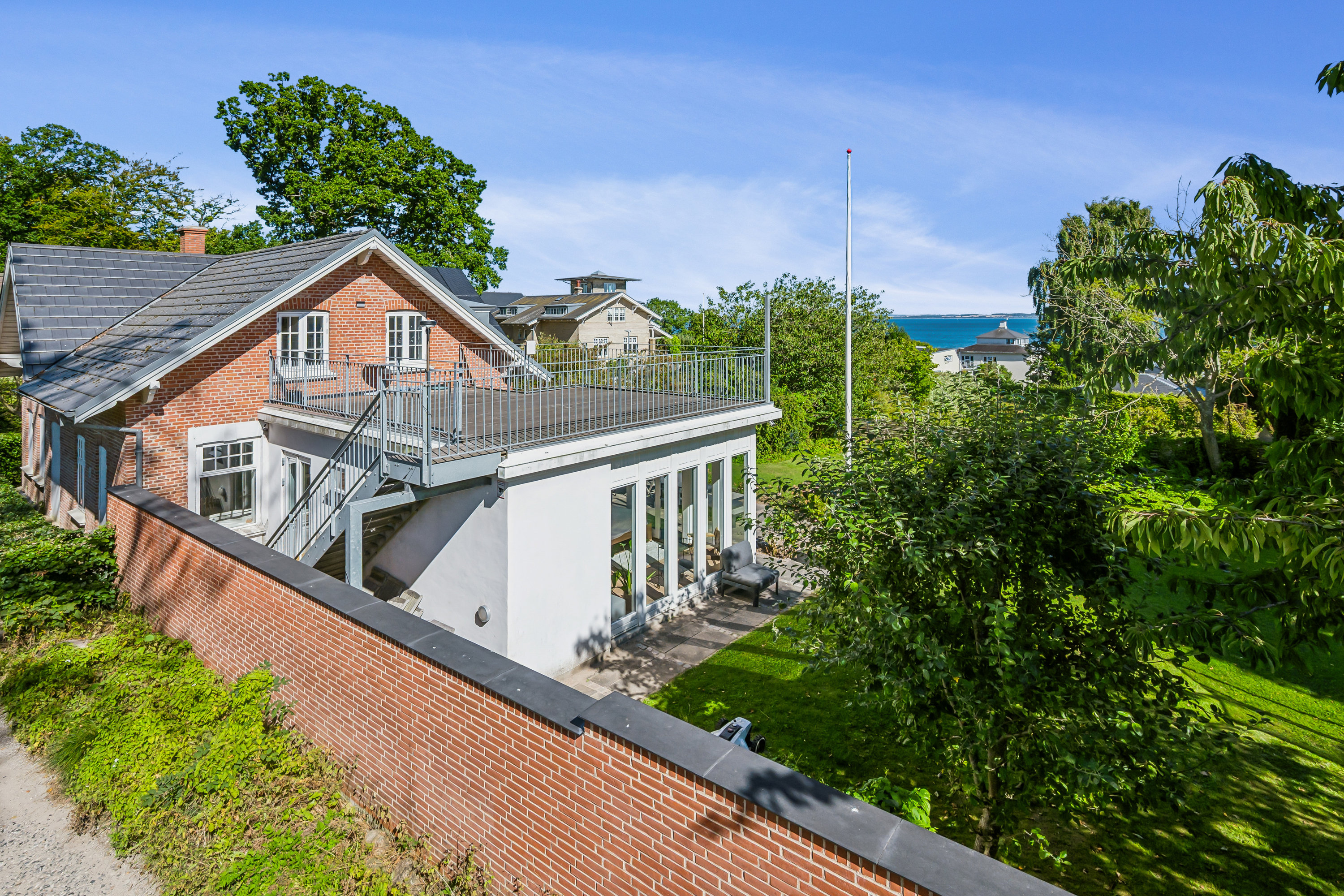 Fremhævet ejendom 1 billede i fuldskærmstilstand. Billede af Tjørnevej 10, 8240 Risskov