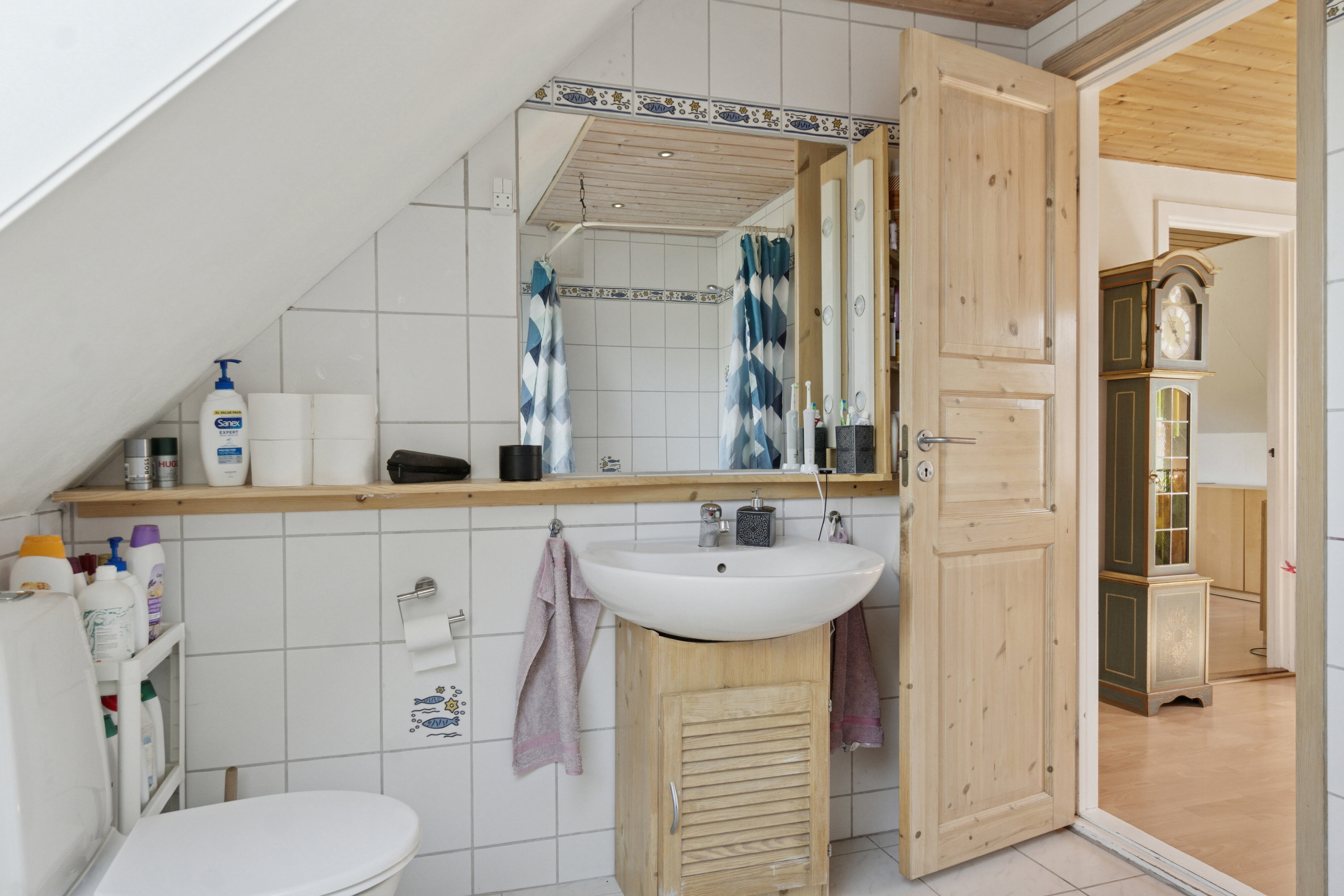 Fremhævet badeværelse billede i fuldskærmstilstand. Billede af Konge-Åsen 17, 4230 Skælskør