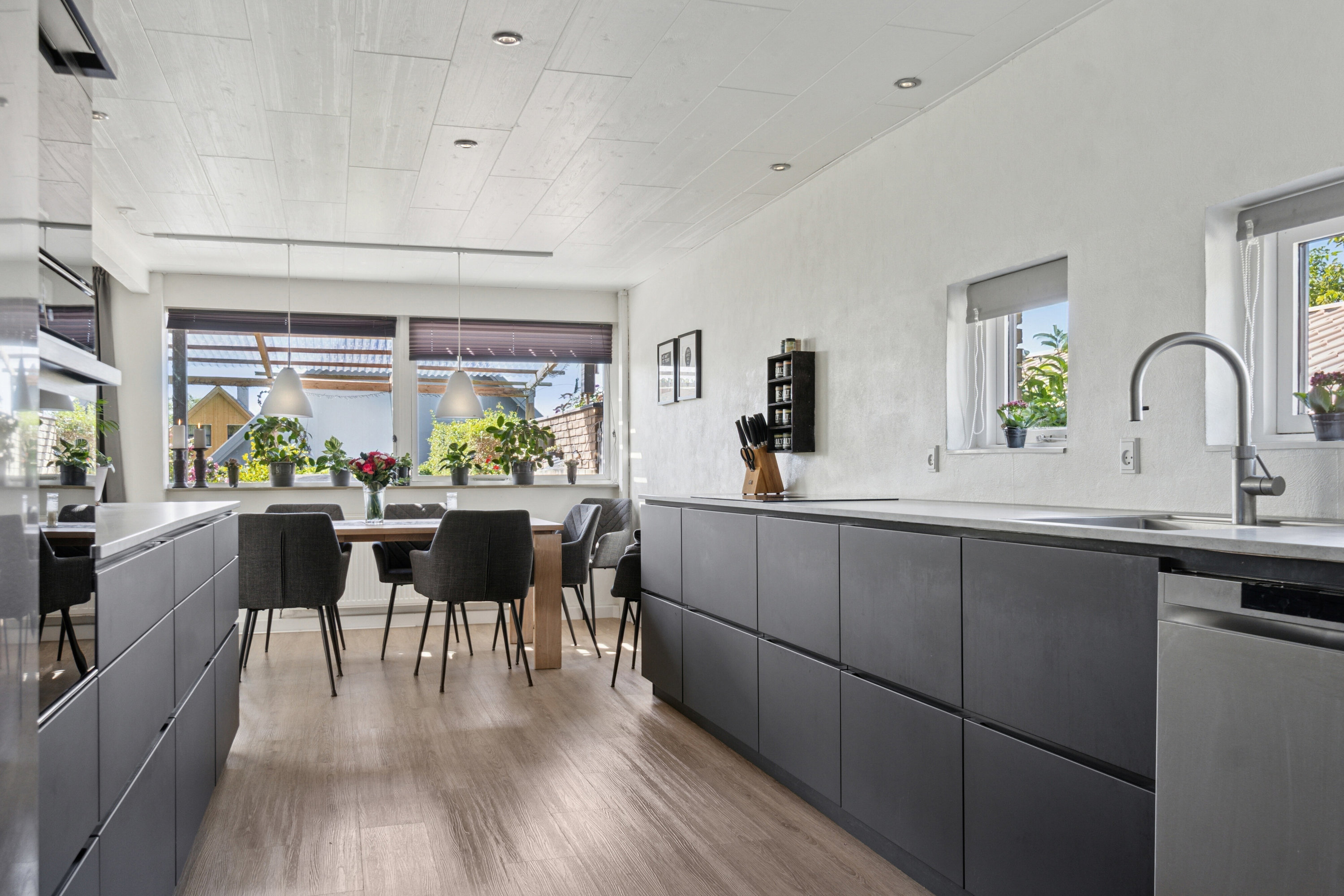 Fremhævet køkken billede i fuldskærmstilstand. Billede af Konge-Åsen 17, 4230 Skælskør