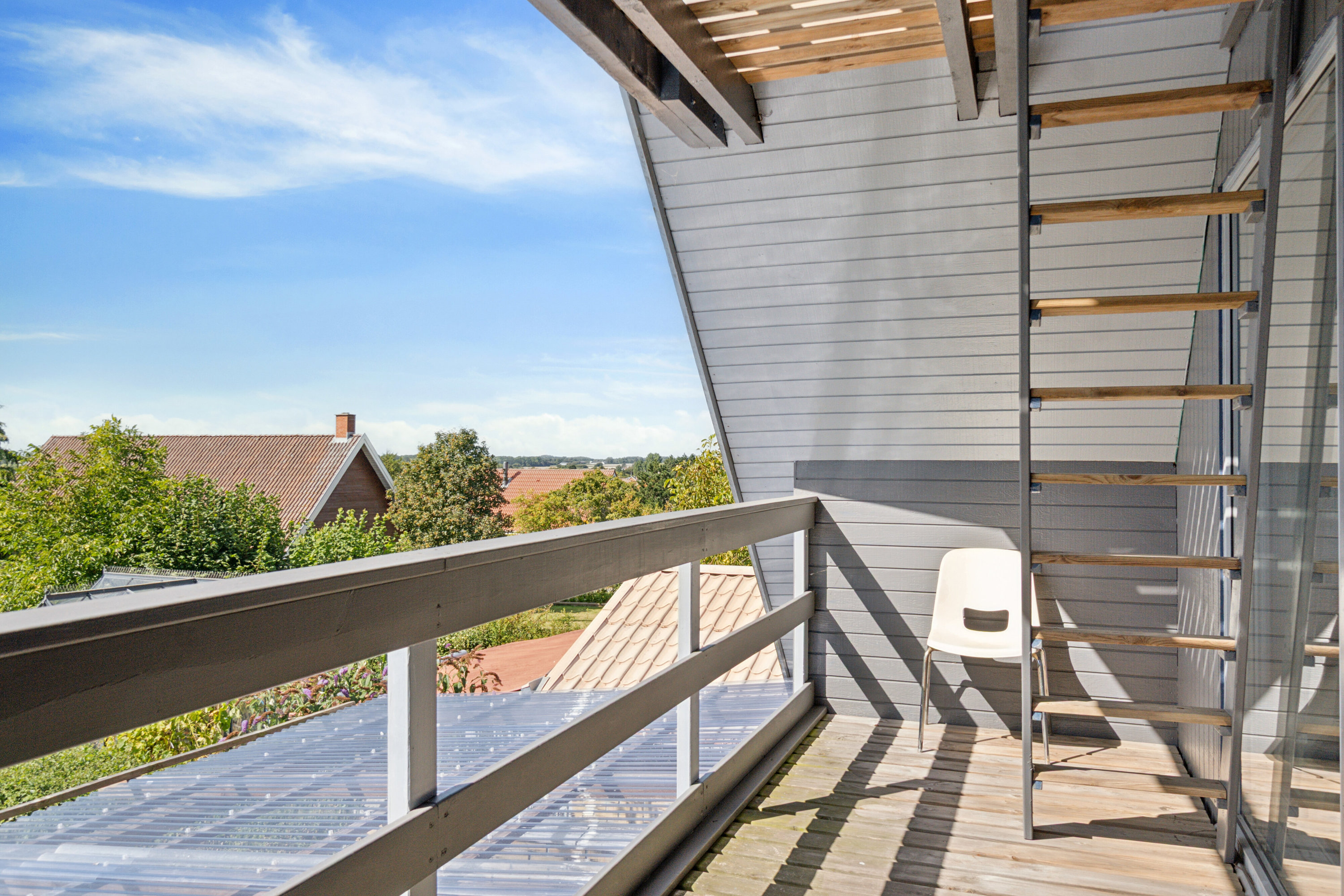 Fremhævet altan billede i fuldskærmstilstand. Billede af Konge-Åsen 17, 4230 Skælskør