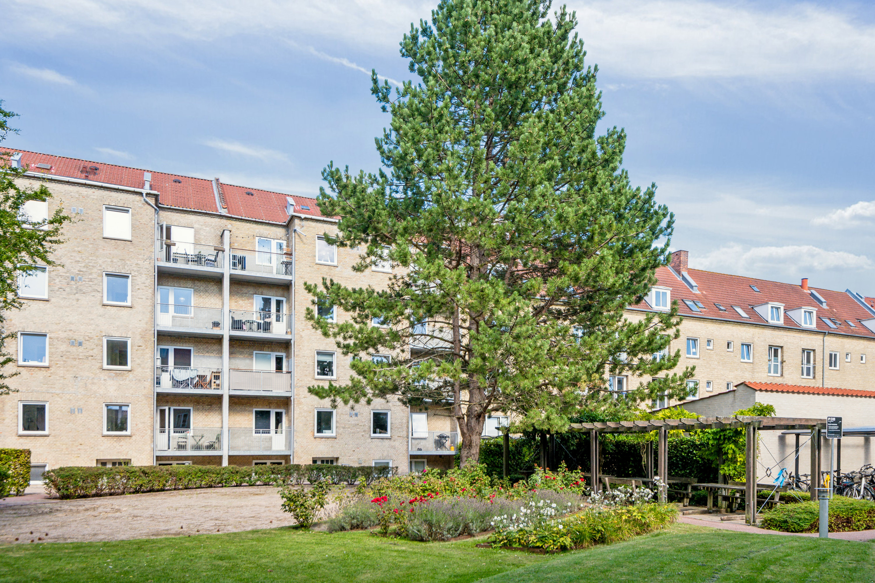 Fremhævet ejendom 1 billede i fuldskærmstilstand. Billede af Læsøgade 3, 1. tv., 9000 Aalborg