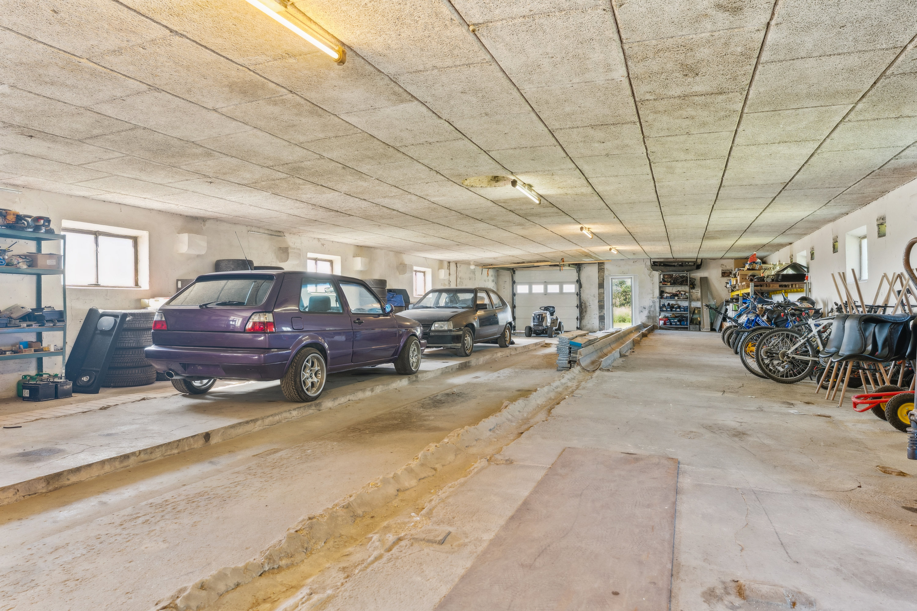 Fremhævet garage billede i fuldskærmstilstand. Billede af Stenhusevej 9, Vindum, 8850 Bjerringbro