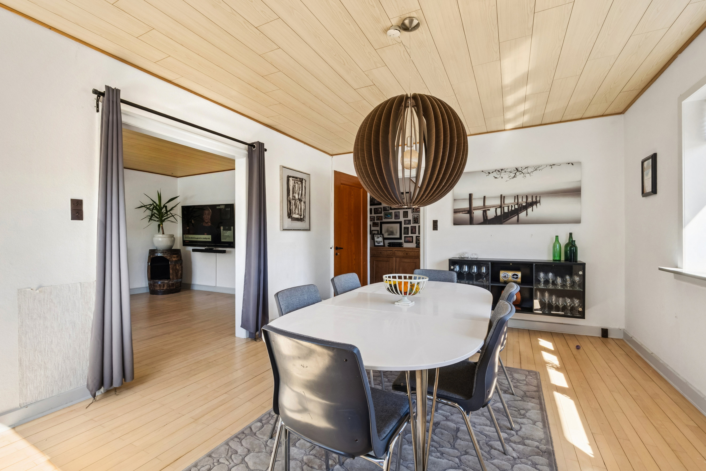 Fremhævet stue billede i fuldskærmstilstand. Billede af Gammel Landevej 51, Tødsø, 7900 Nykøbing M