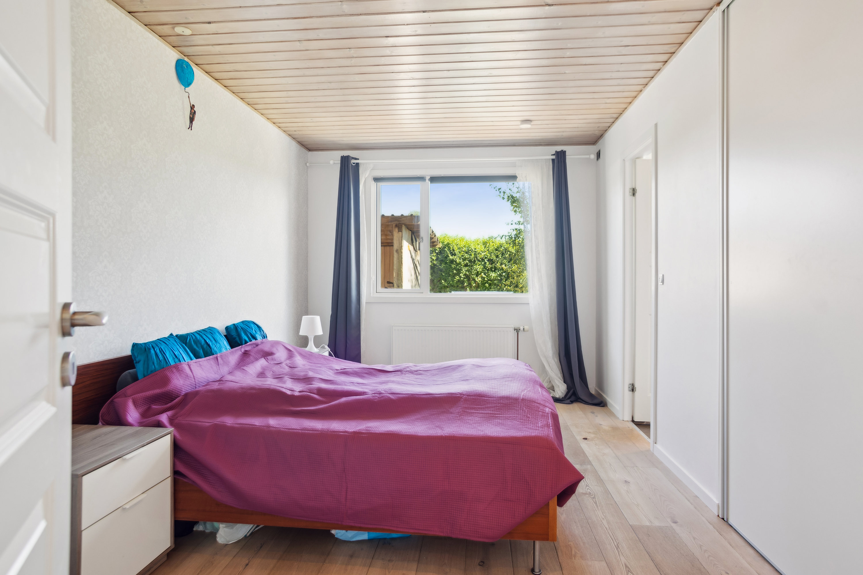 Fremhævet værelse billede i fuldskærmstilstand. Billede af Rødhøjgårdsvej 38, 2630 Taastrup