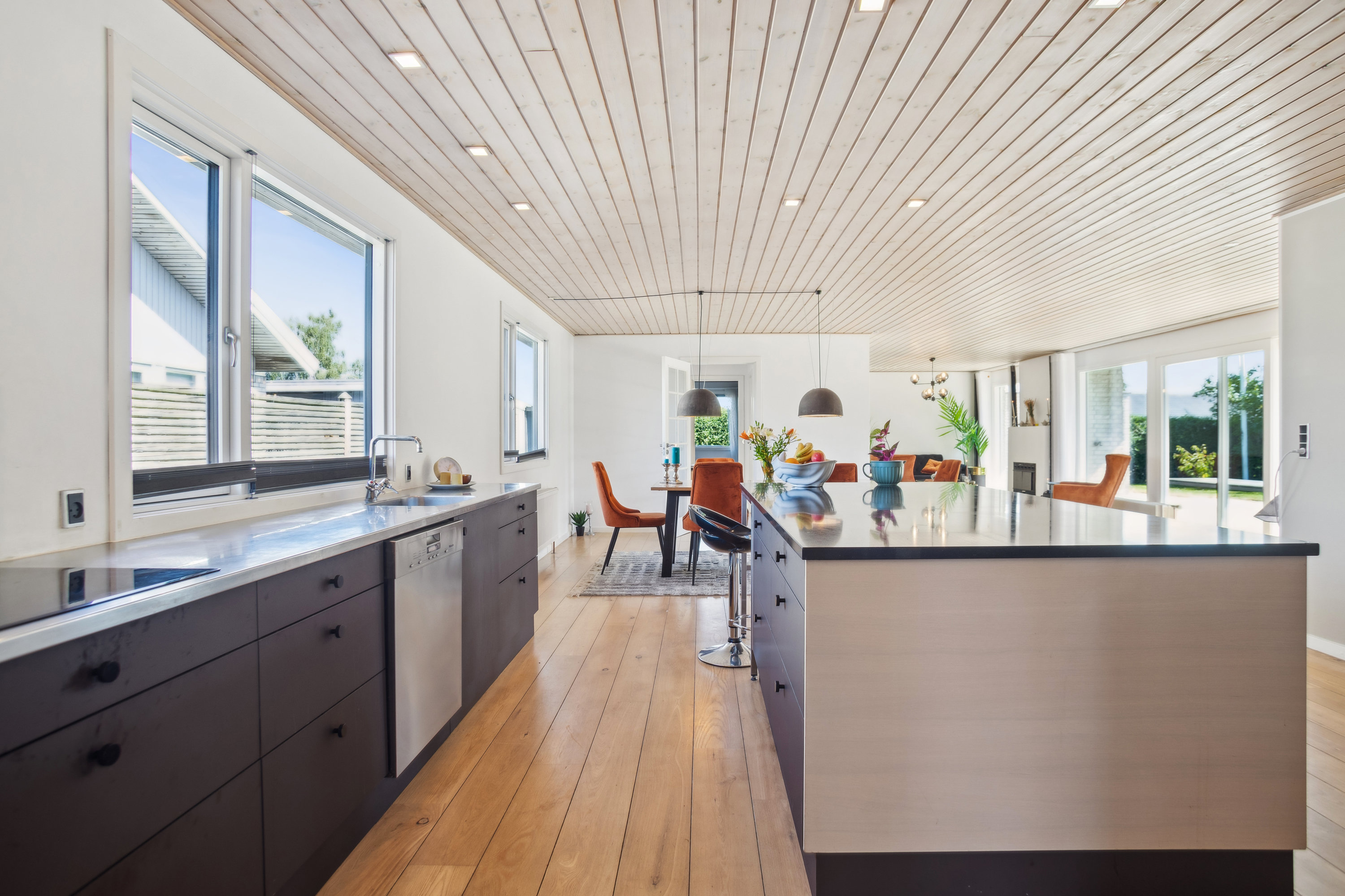 Miniaturebillede 1: køkken. Billede af Rødhøjgårdsvej 38, 2630 Taastrup