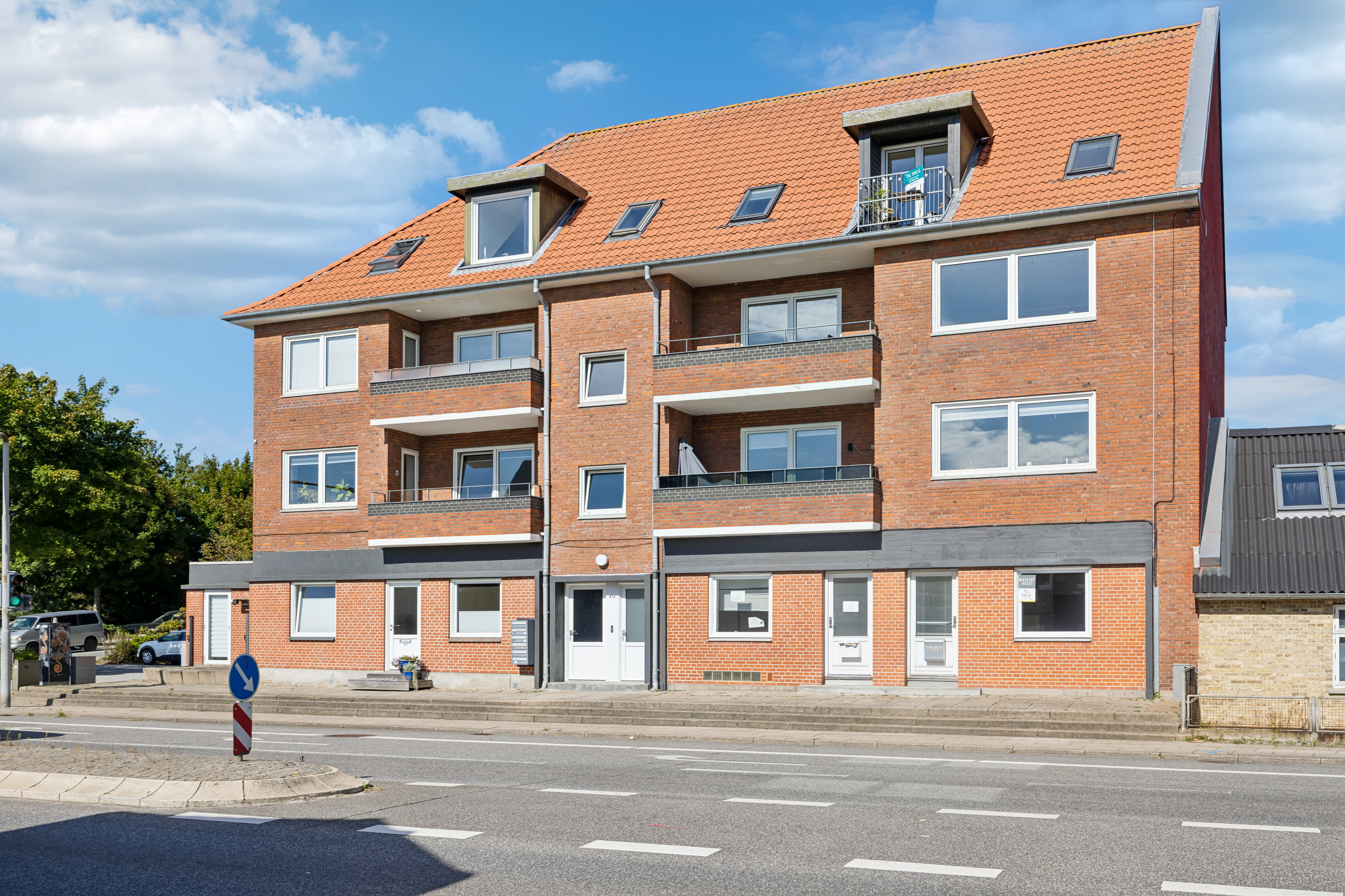 Fremhævet ejendom 1 billede i fuldskærmstilstand. Billede af Thistedvej 81A, 3. tv., 9400 Nørresundby