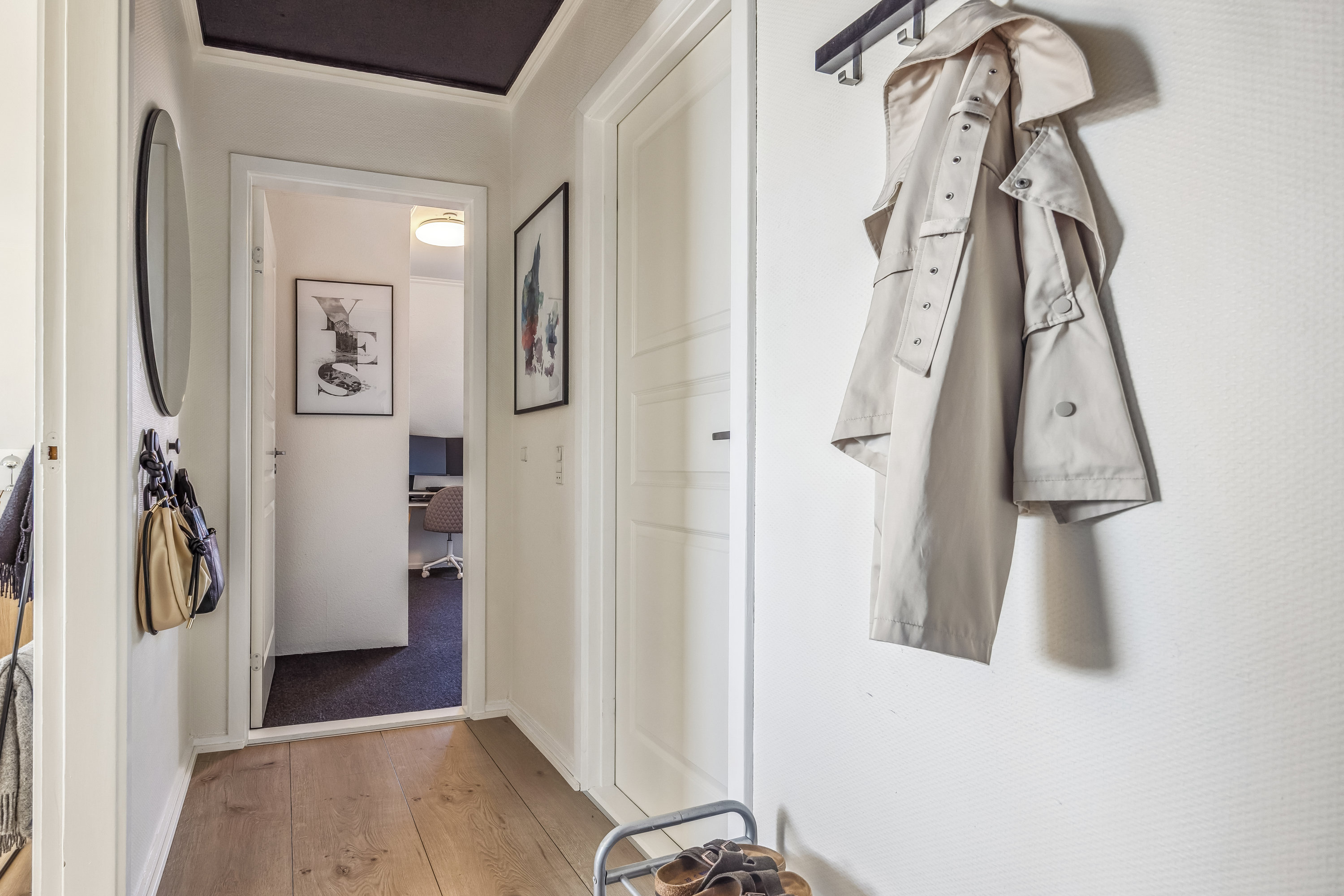 Fremhævet gang billede i fuldskærmstilstand. Billede af Thistedvej 81A, 3. tv., 9400 Nørresundby