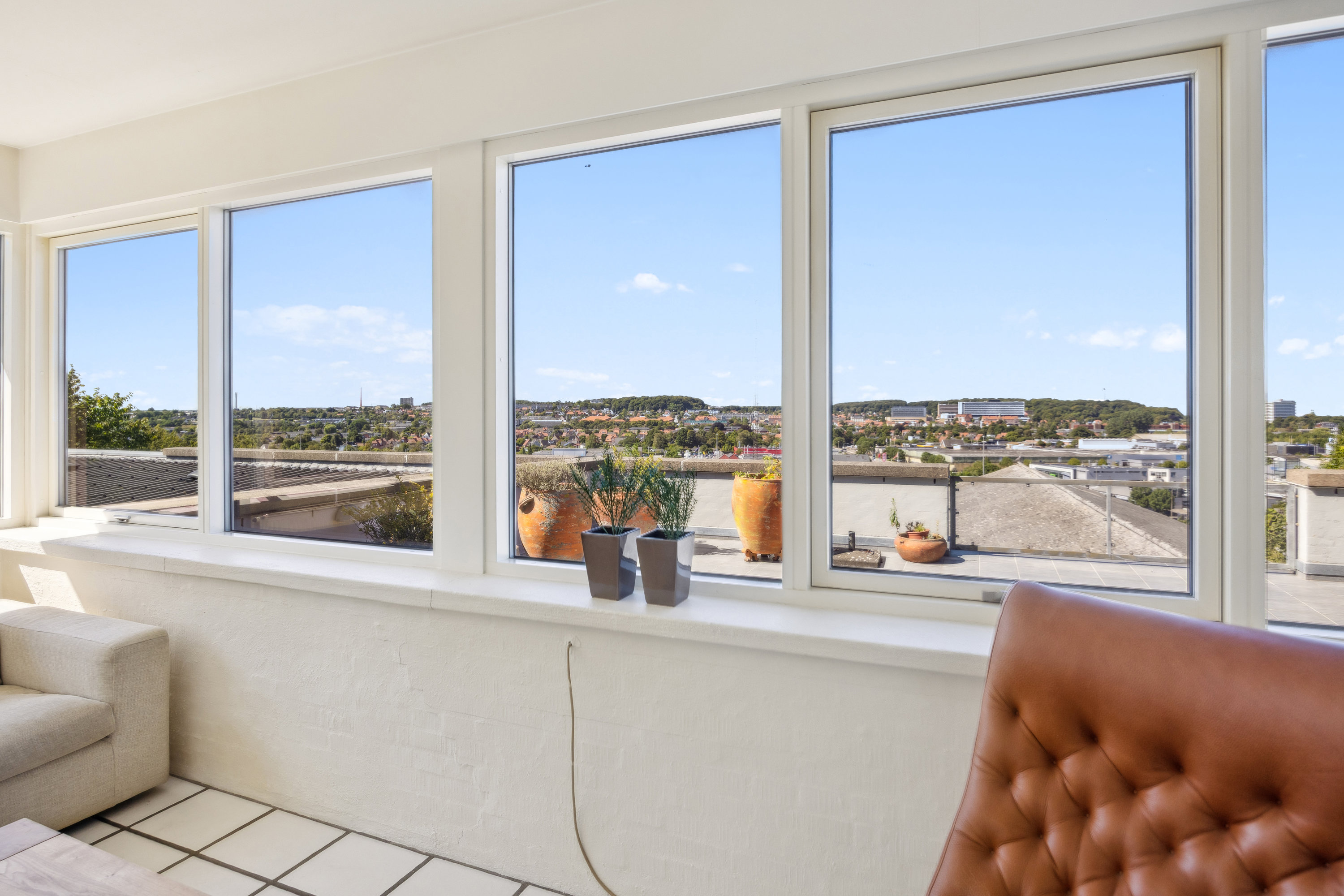 Fremhævet udsigt billede i fuldskærmstilstand. Billede af Ternevej 1, st.., Frydendal , 9000 Aalborg