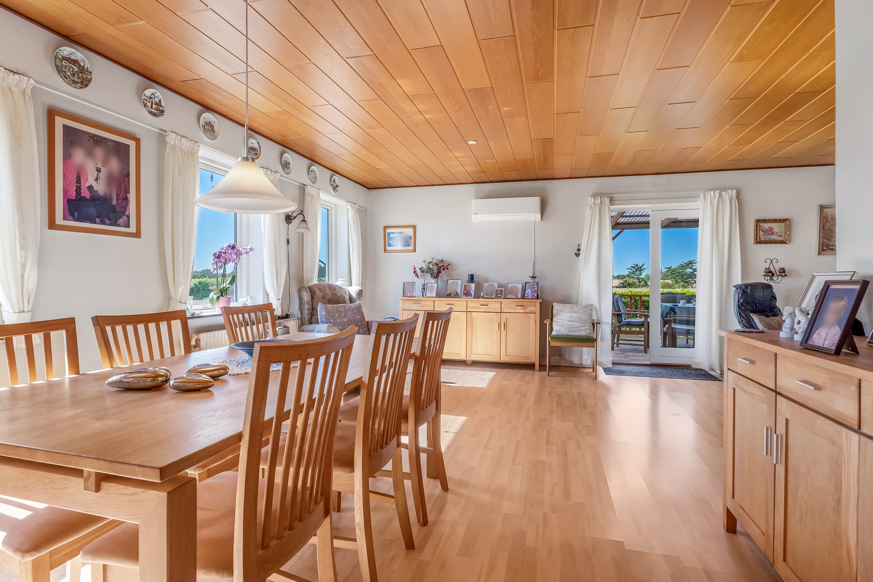 Fremhævet stue billede i fuldskærmstilstand. Billede af Engestoftevej 156, Engestofte, 4930 Maribo