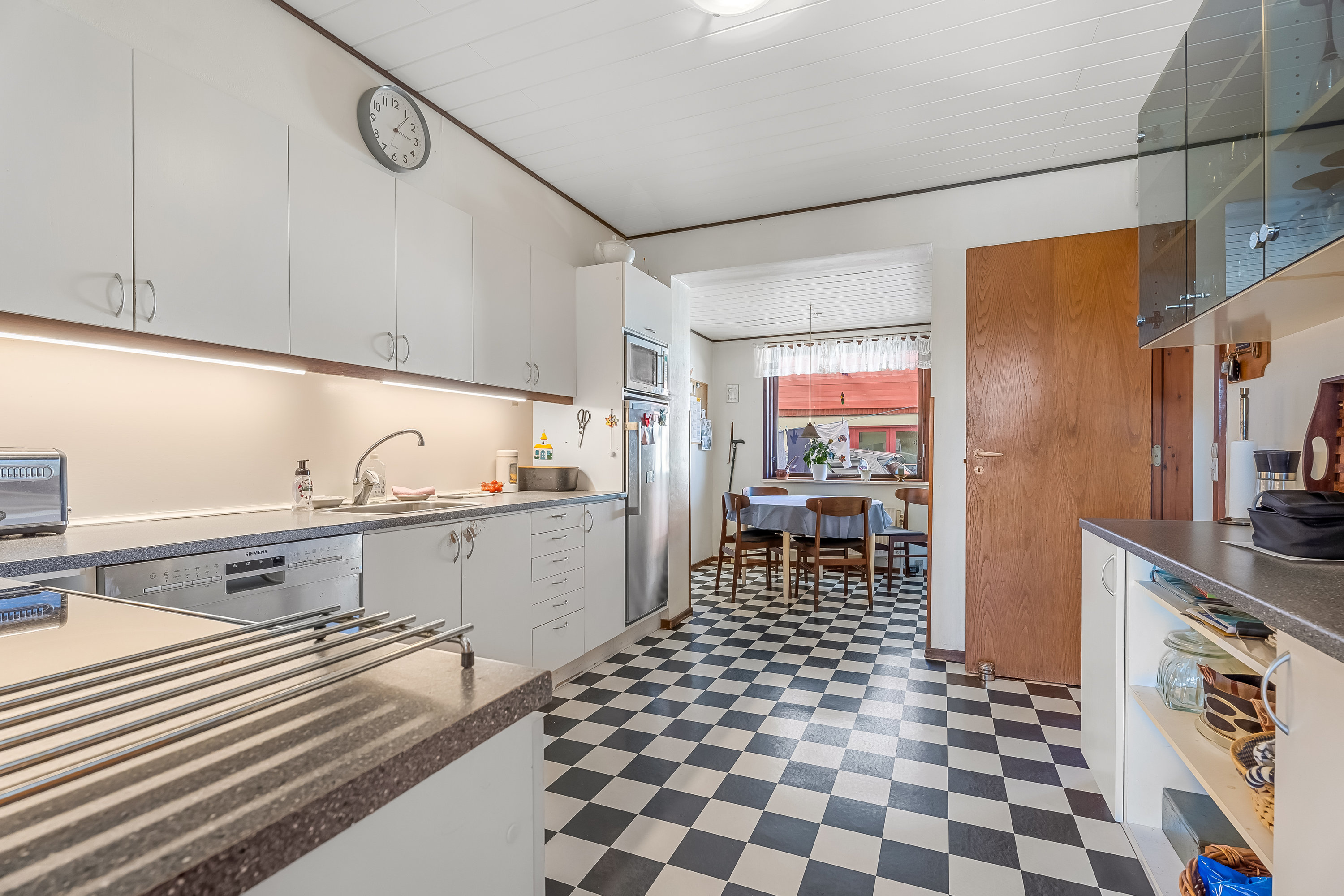 Miniaturebillede 2: køkken. Billede af Engestoftevej 156, Engestofte, 4930 Maribo