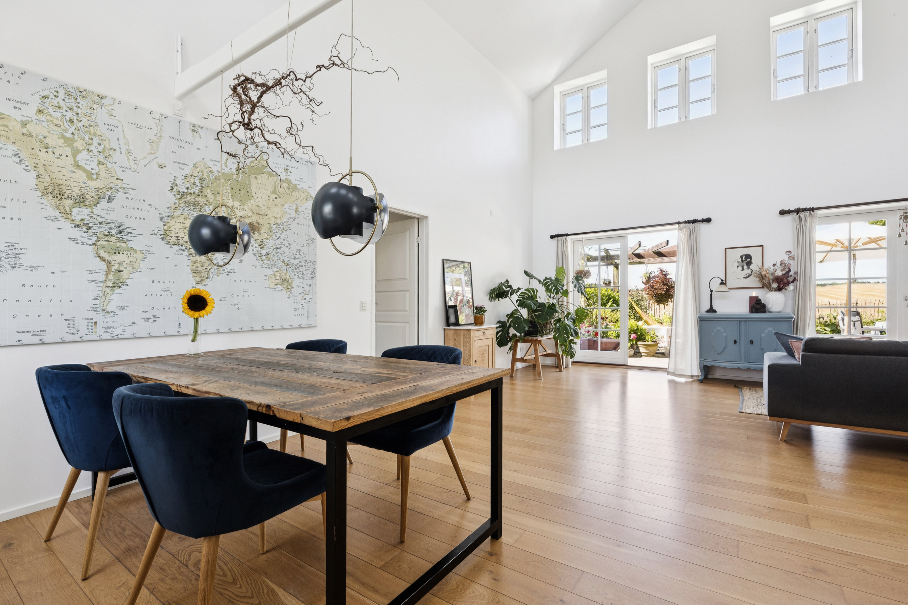 Fremhævet stue billede i fuldskærmstilstand. Billede af Møllebjergvej 25, Valsømagle, 4174 Jystrup Midtsj