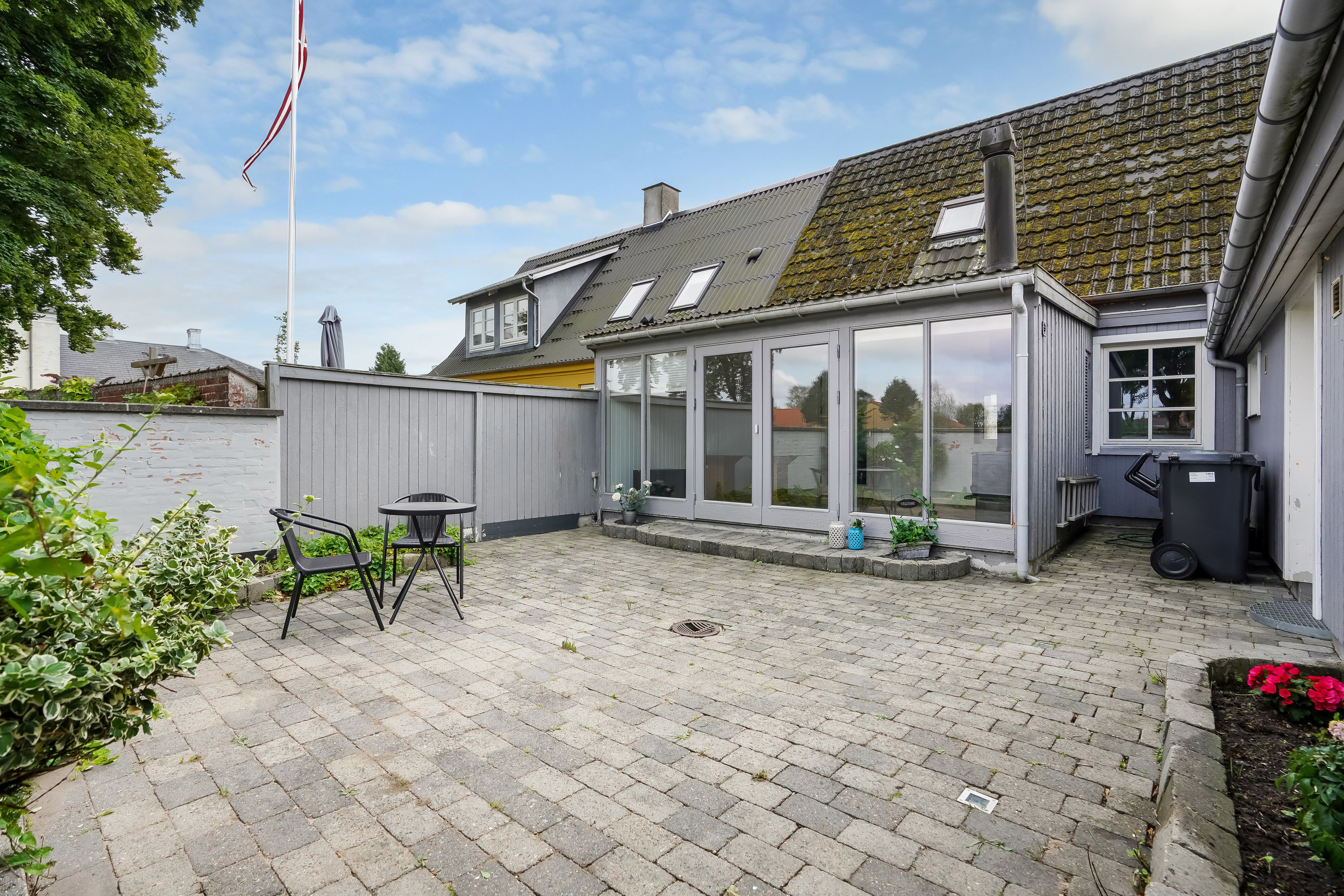 Fremhævet terrasse billede i fuldskærmstilstand. Billede af Østergade 3, 8740 Brædstrup