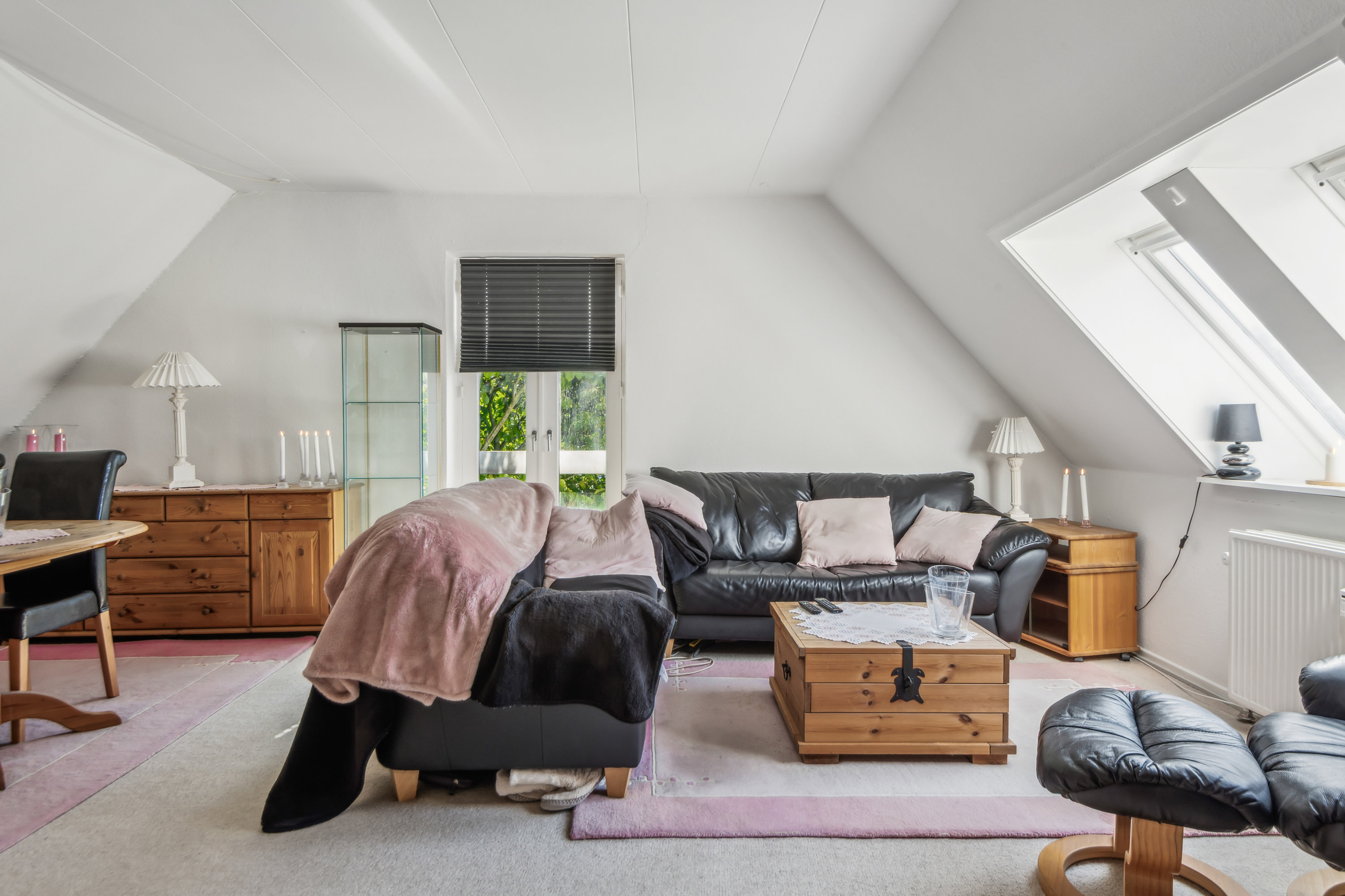 Miniaturebillede 2: stue. Billede af Poppelvej 2, 2., 9000 Aalborg