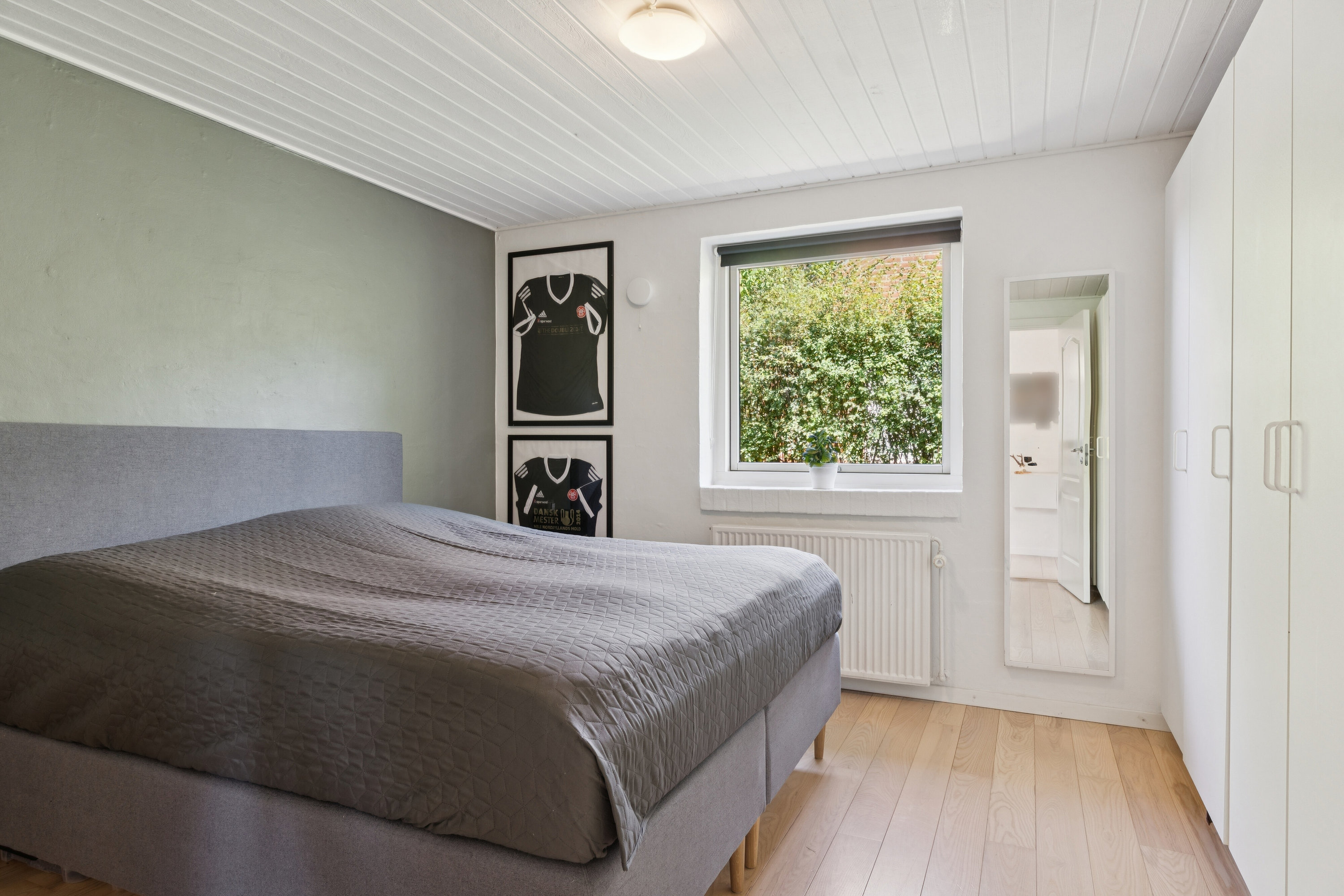 Fremhævet soveværelse billede i fuldskærmstilstand. Billede af Bæktoften 34, 9800 Hjørring