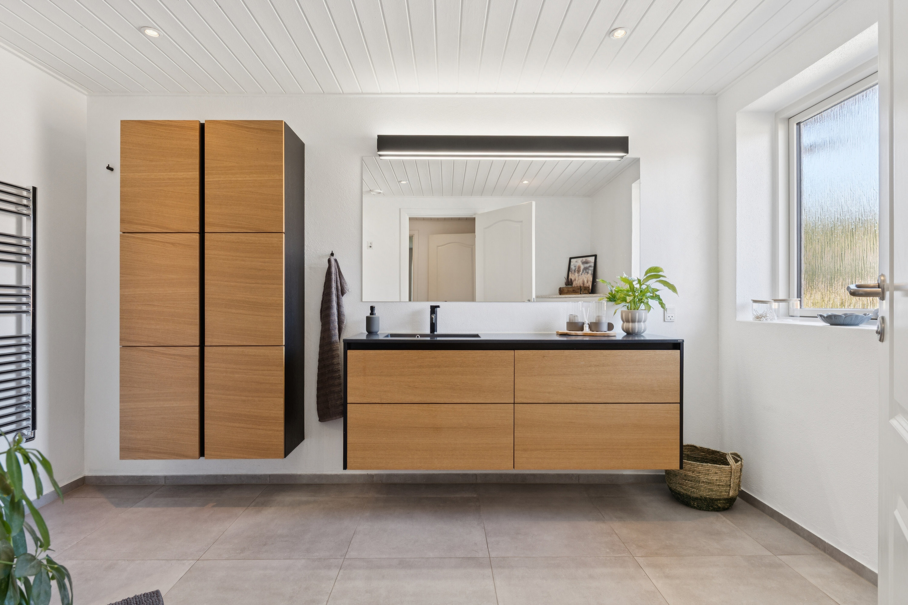 Fremhævet badeværelse billede i fuldskærmstilstand. Billede af Bæktoften 34, 9800 Hjørring