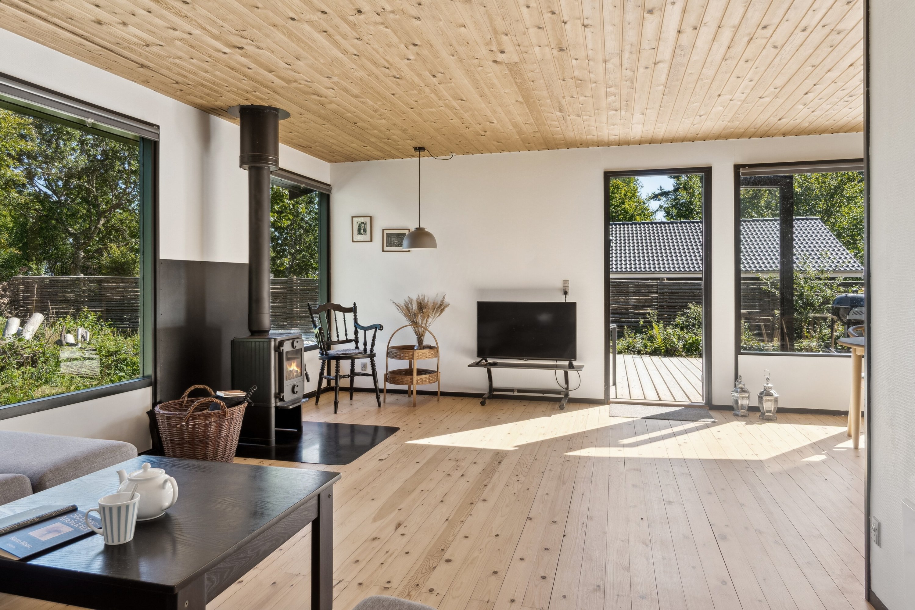 Fremhævet stue billede i fuldskærmstilstand. Billede af Sandlodsvej 36, 4581 Rørvig