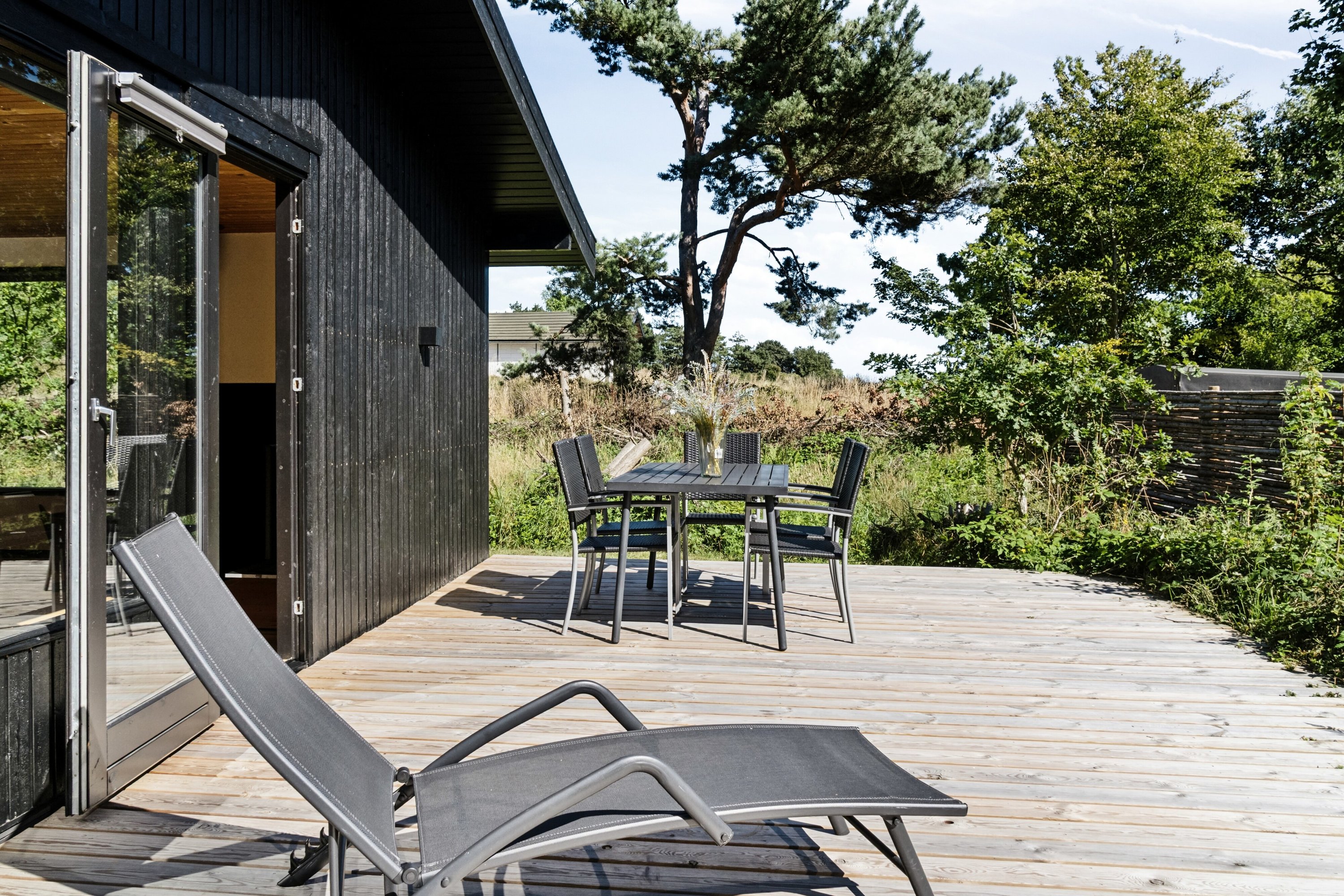 Fremhævet terrasse billede i fuldskærmstilstand. Billede af Sandlodsvej 36, 4581 Rørvig