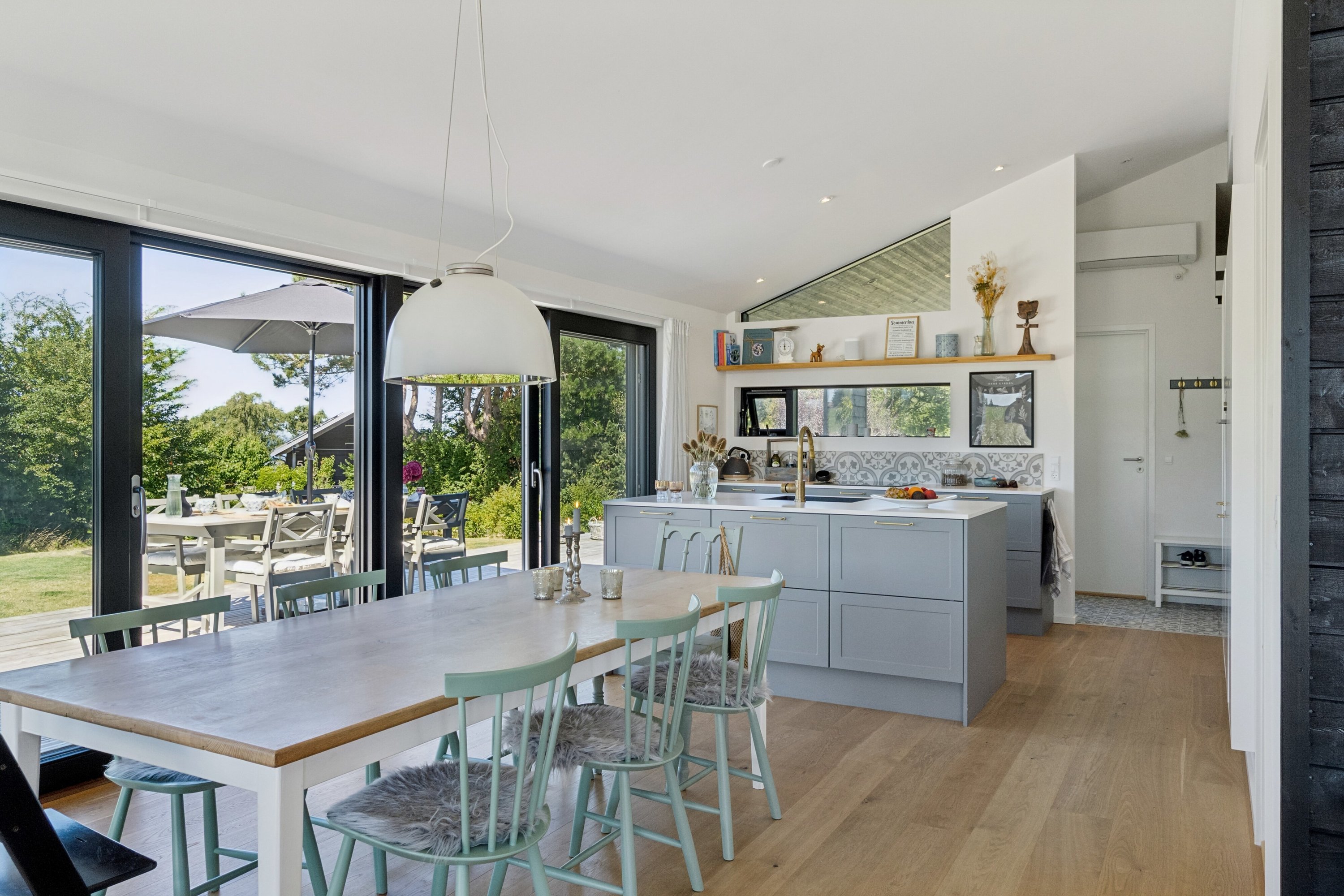 Fremhævet spisestue billede i fuldskærmstilstand. Billede af Rejenettet 8, Lumsås, 4500 Nykøbing Sj