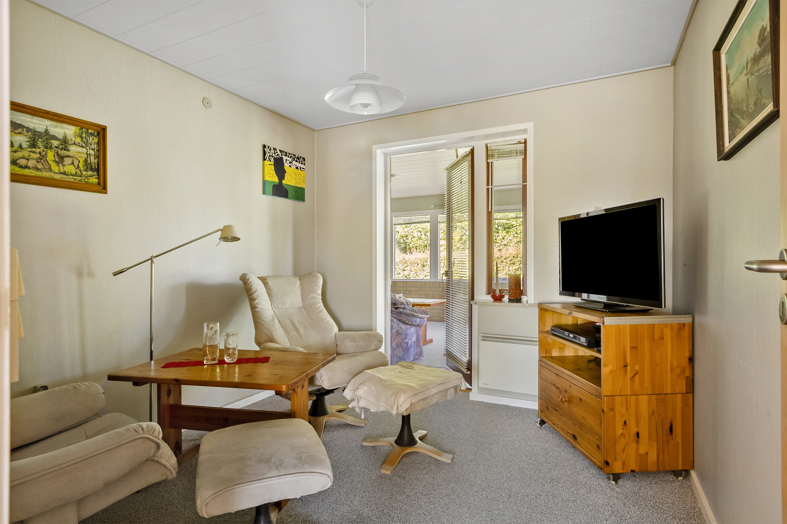 Fremhævet stue billede i fuldskærmstilstand. Billede af Enghaven 24, Genner, 6230 Rødekro