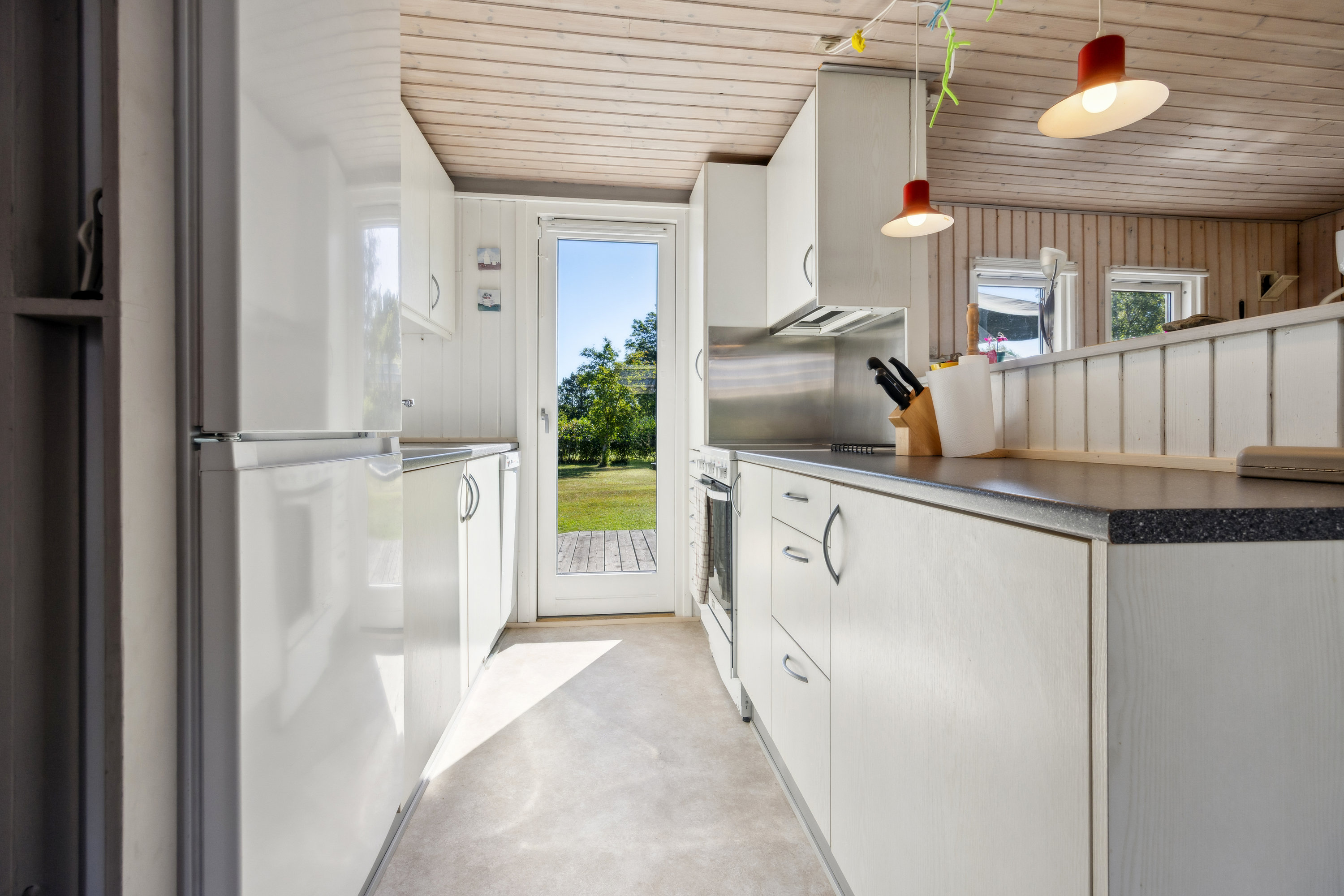 Fremhævet køkken billede i fuldskærmstilstand. Billede af Dyreholmen 17, Hou, 9370 Hals