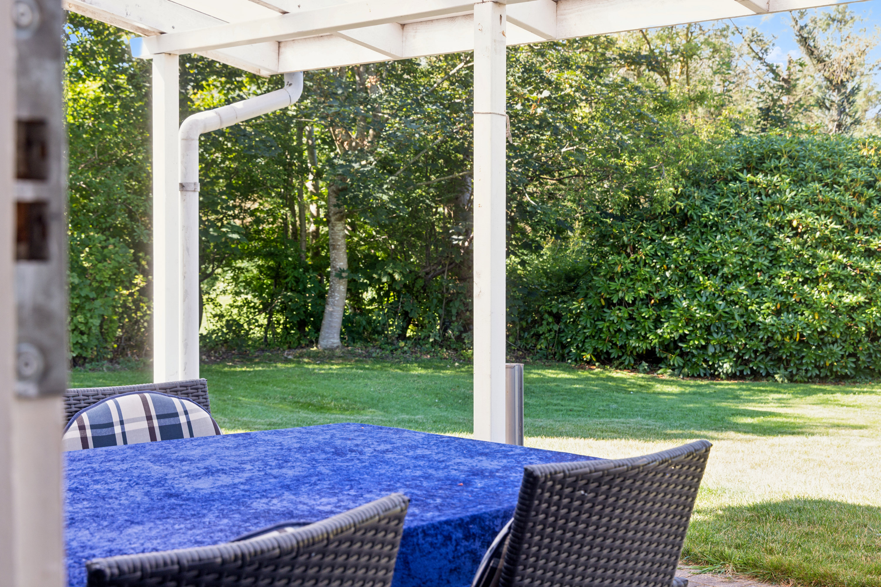 Fremhævet terrasse billede i fuldskærmstilstand. Billede af Dyreholmen 17, Hou, 9370 Hals