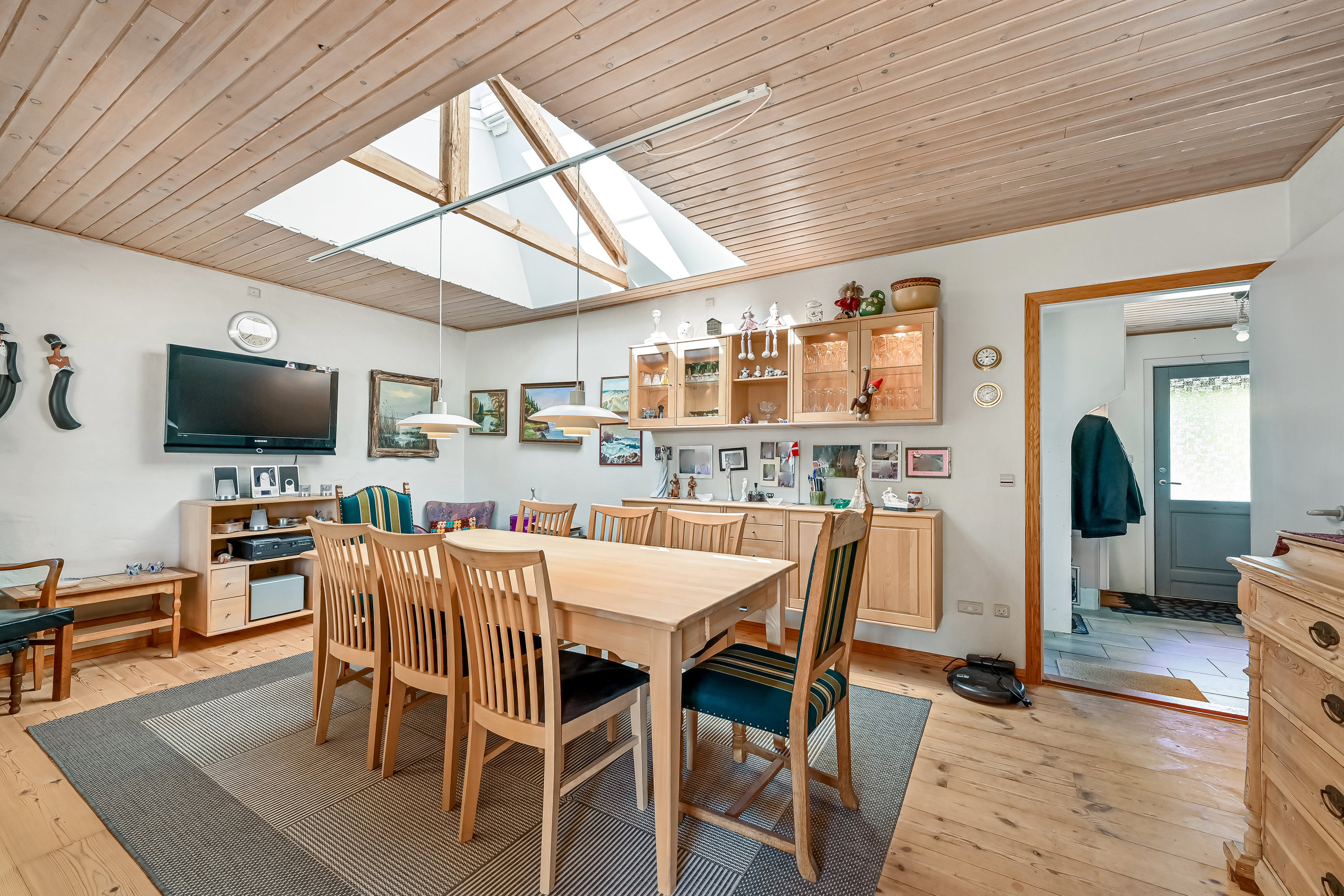 Fremhævet spisestue billede i fuldskærmstilstand. Billede af Nøvlingvej 17, Sinding, 7400 Herning