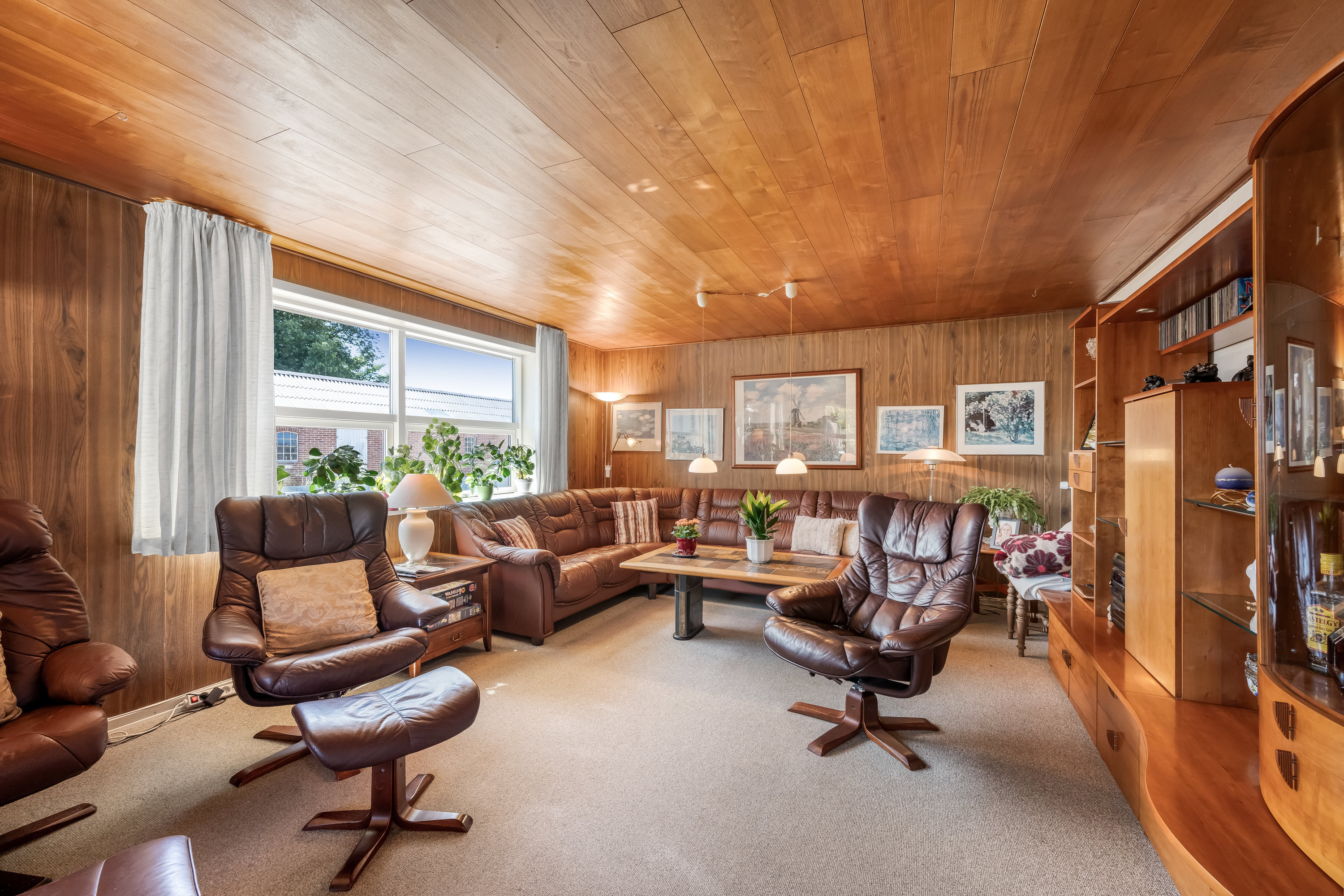 Fremhævet stue billede i fuldskærmstilstand. Billede af Finderupvej 20, Herborg, 6920 Videbæk