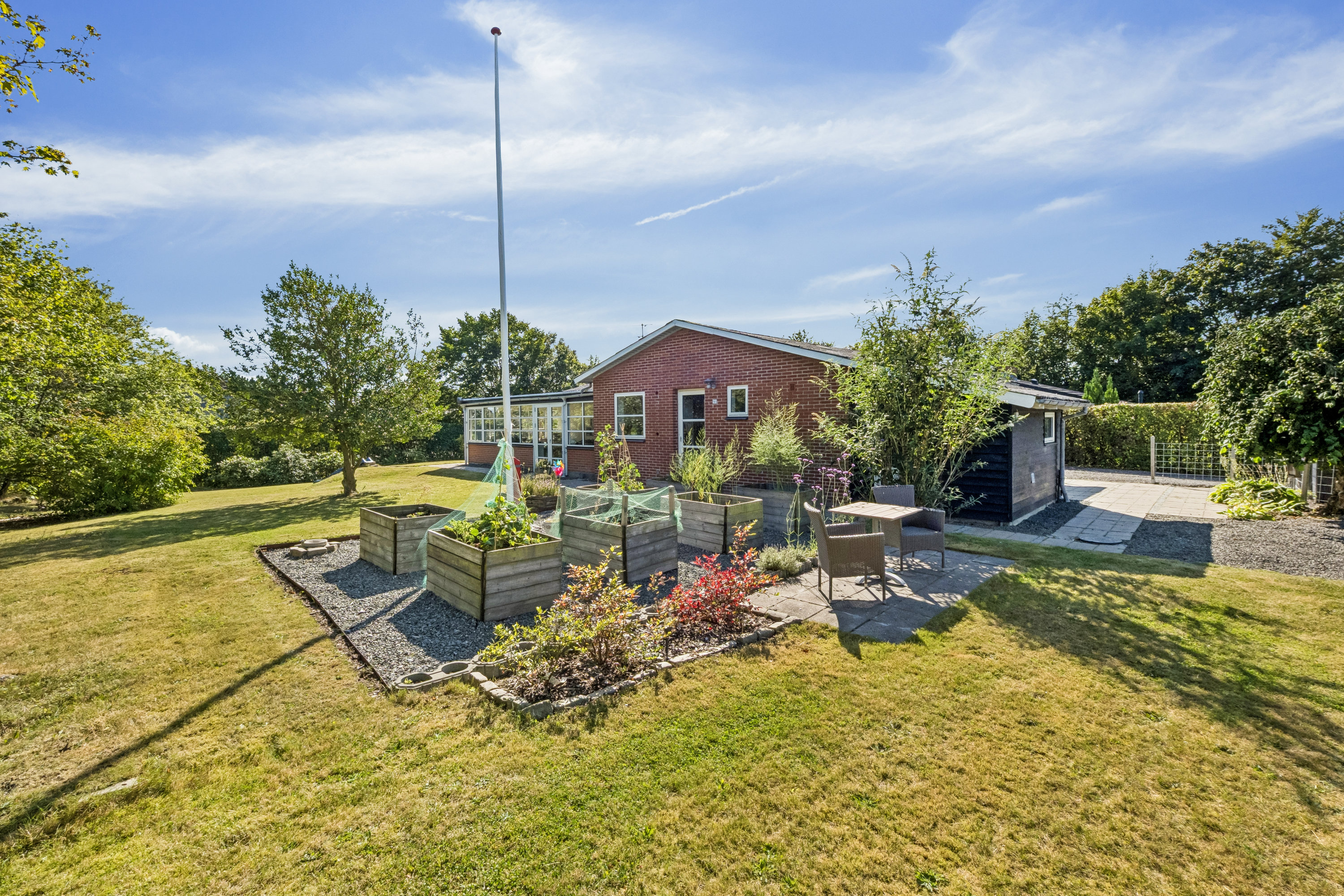 Fremhævet ejendom 1 billede i fuldskærmstilstand. Billede af Solsortevej 25, 7900 Nykøbing M