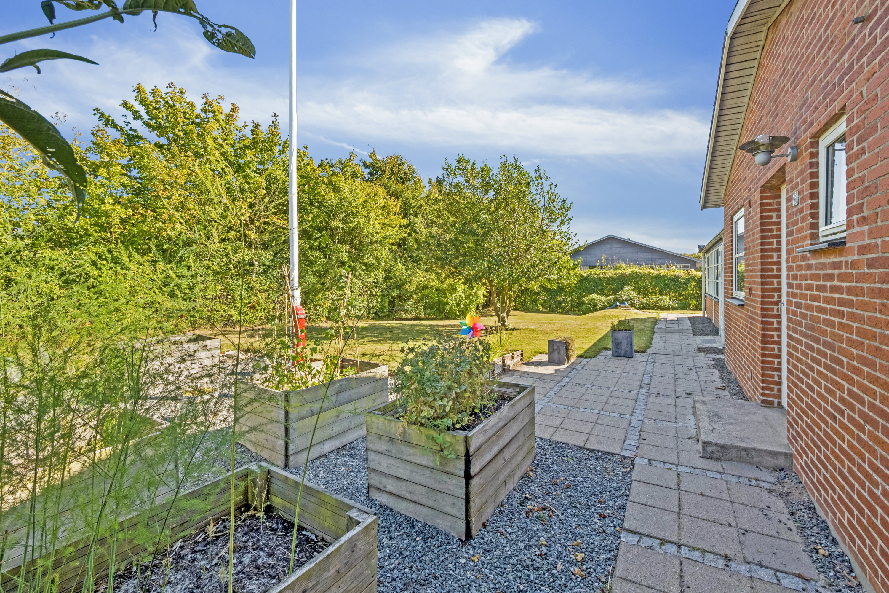 Fremhævet ejendom 1 billede i fuldskærmstilstand. Billede af Solsortevej 25, 7900 Nykøbing M